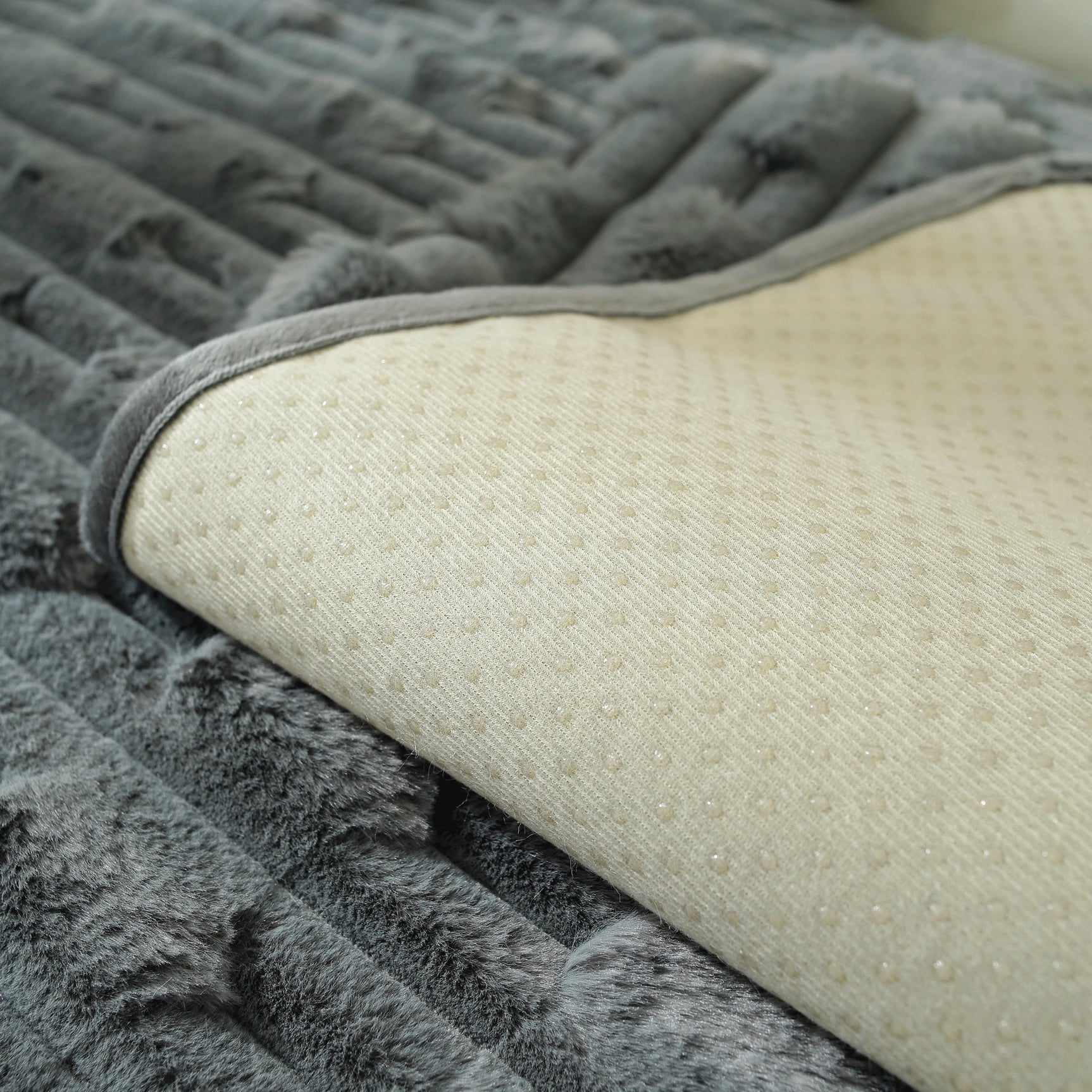 Bamboo-Style Sofa Towel, Faux Rabbit Fur Thickened Non-slip Seat Cushion Covers - Ornate Home