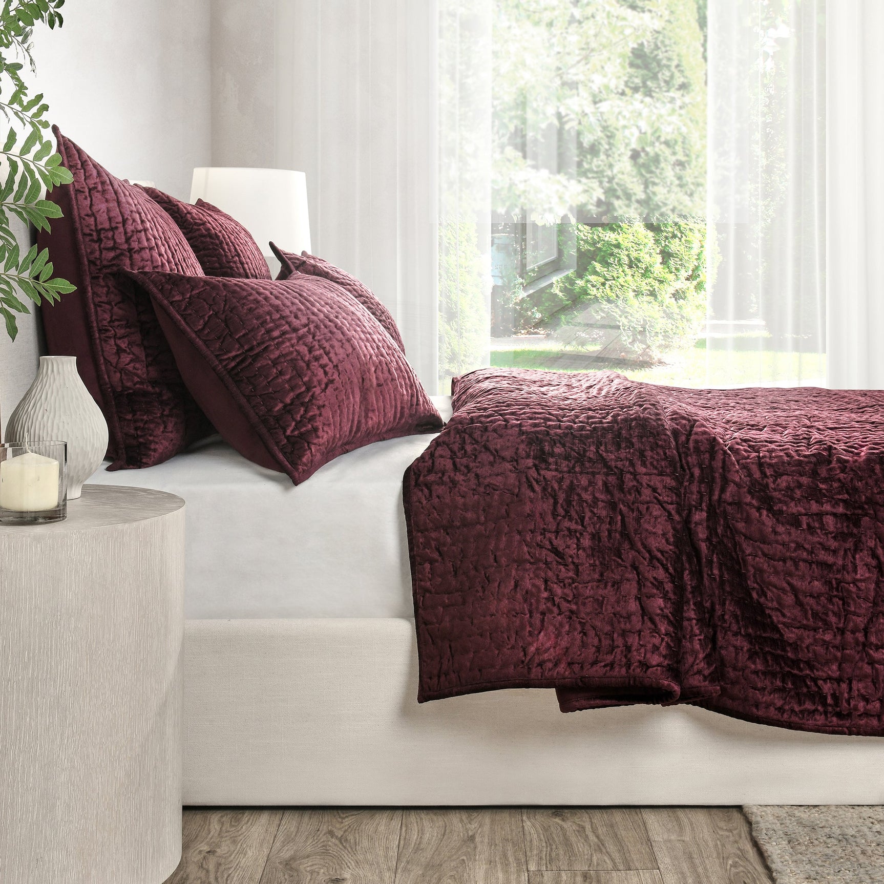 Bari Port Velvet Quilt Collection - Ornate Home