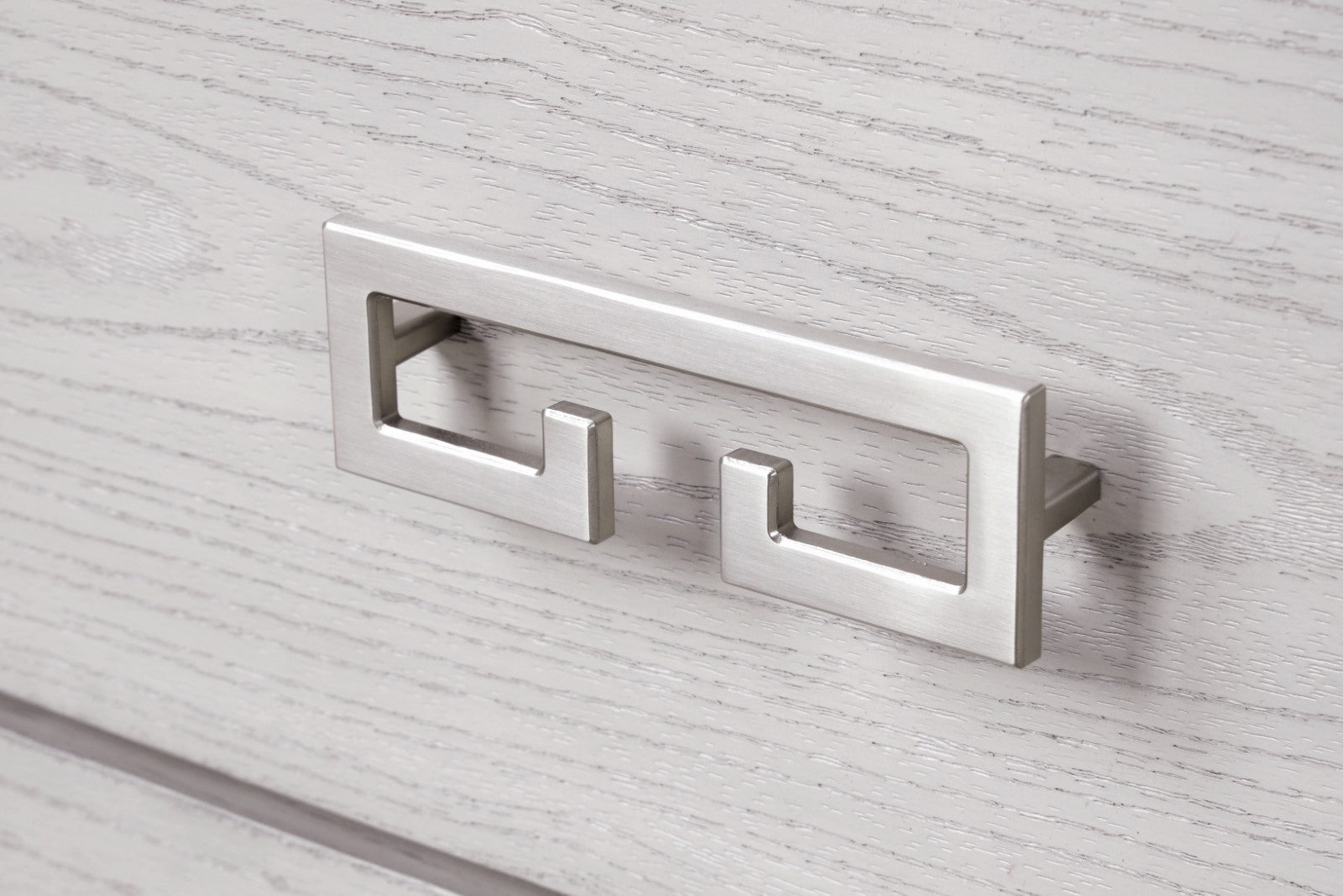 Basilone White Queen 5 Piece Bedroom Set w/2 Nightstands - Ornate Home