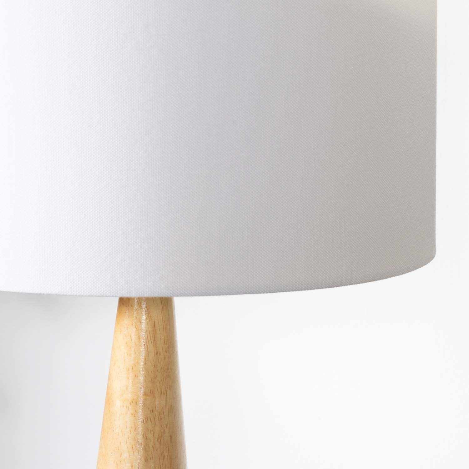 Baugo White Ceramic Table Lamp - Ornate Home