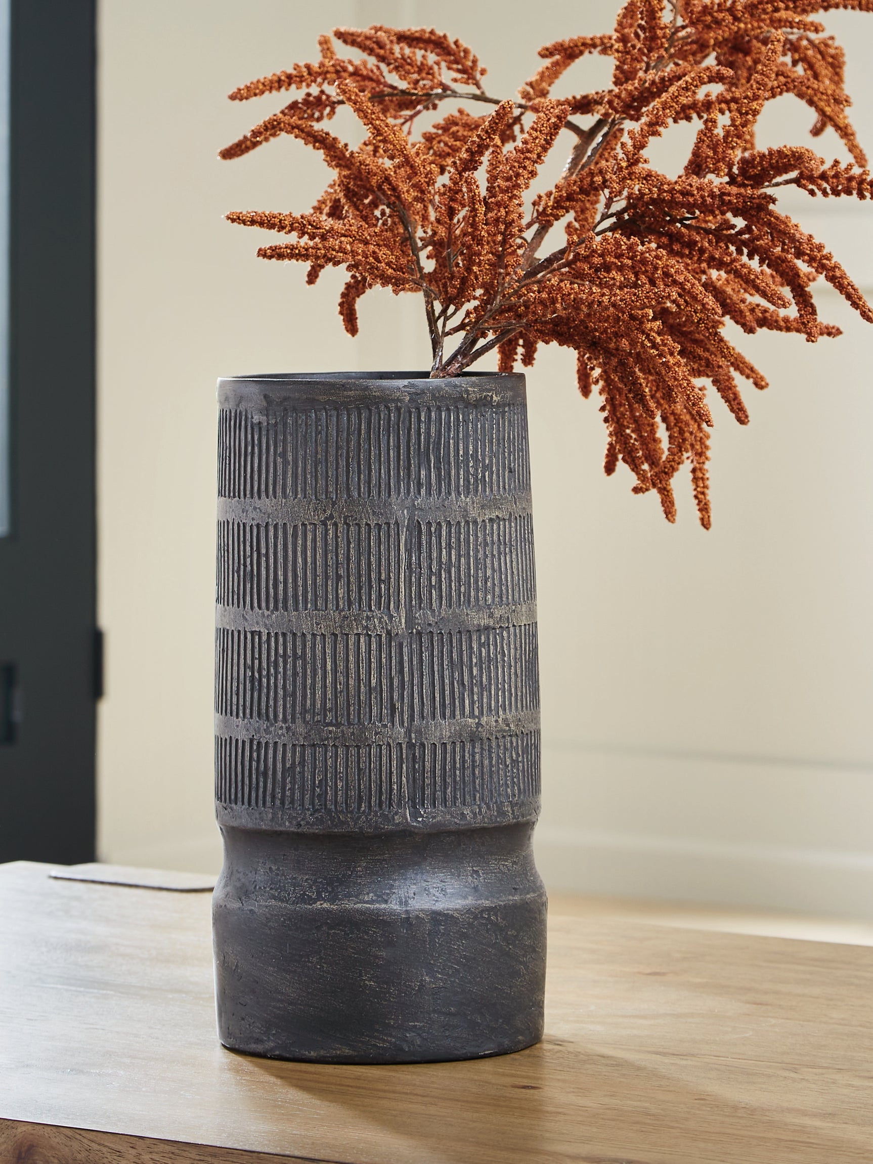 Beninworth Antique Black Vase - Ornate Home