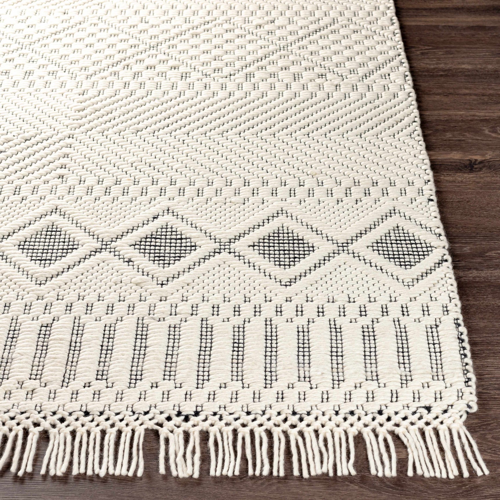Blakeview Wool Rug - Clearance - Ornate Home