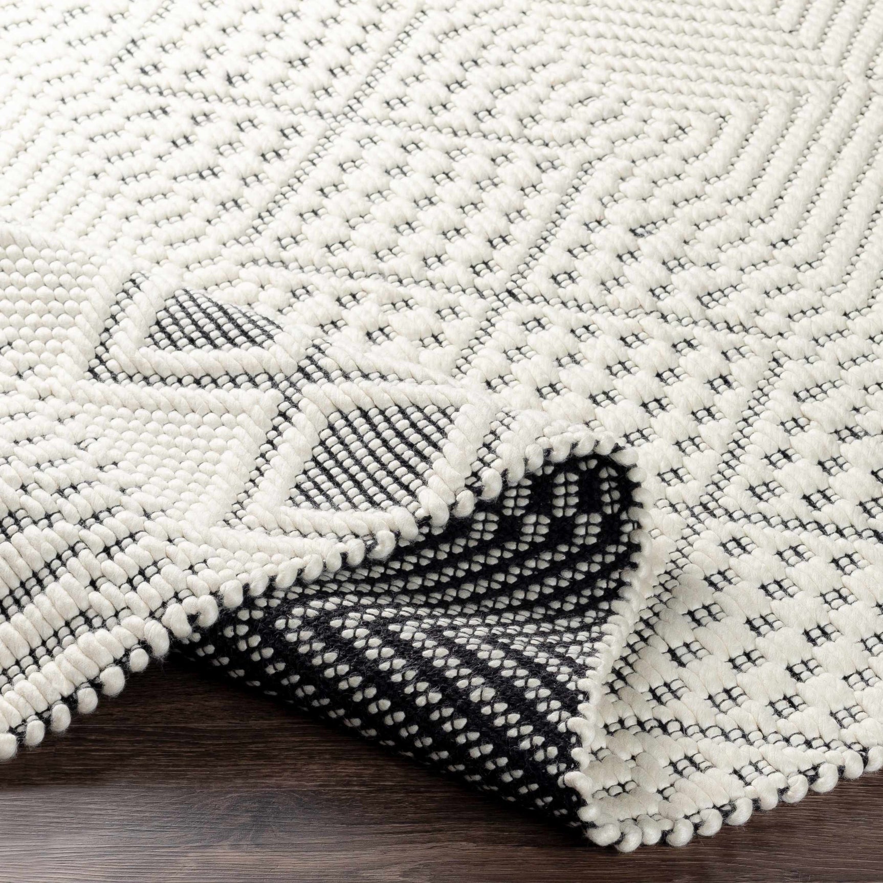 Blakeview Wool Rug - Clearance - Ornate Home