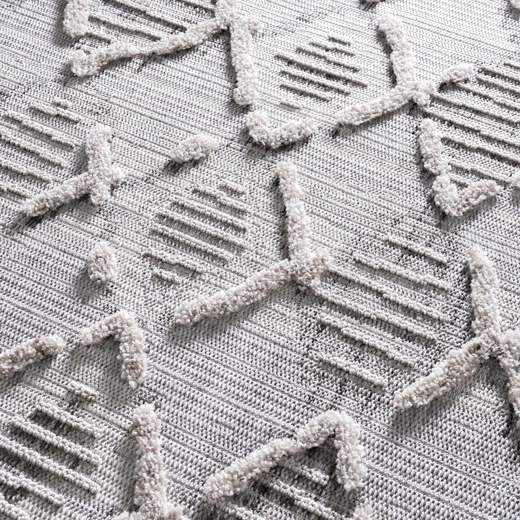 Bogtong High-Low Rustic Rug - Ornate Home