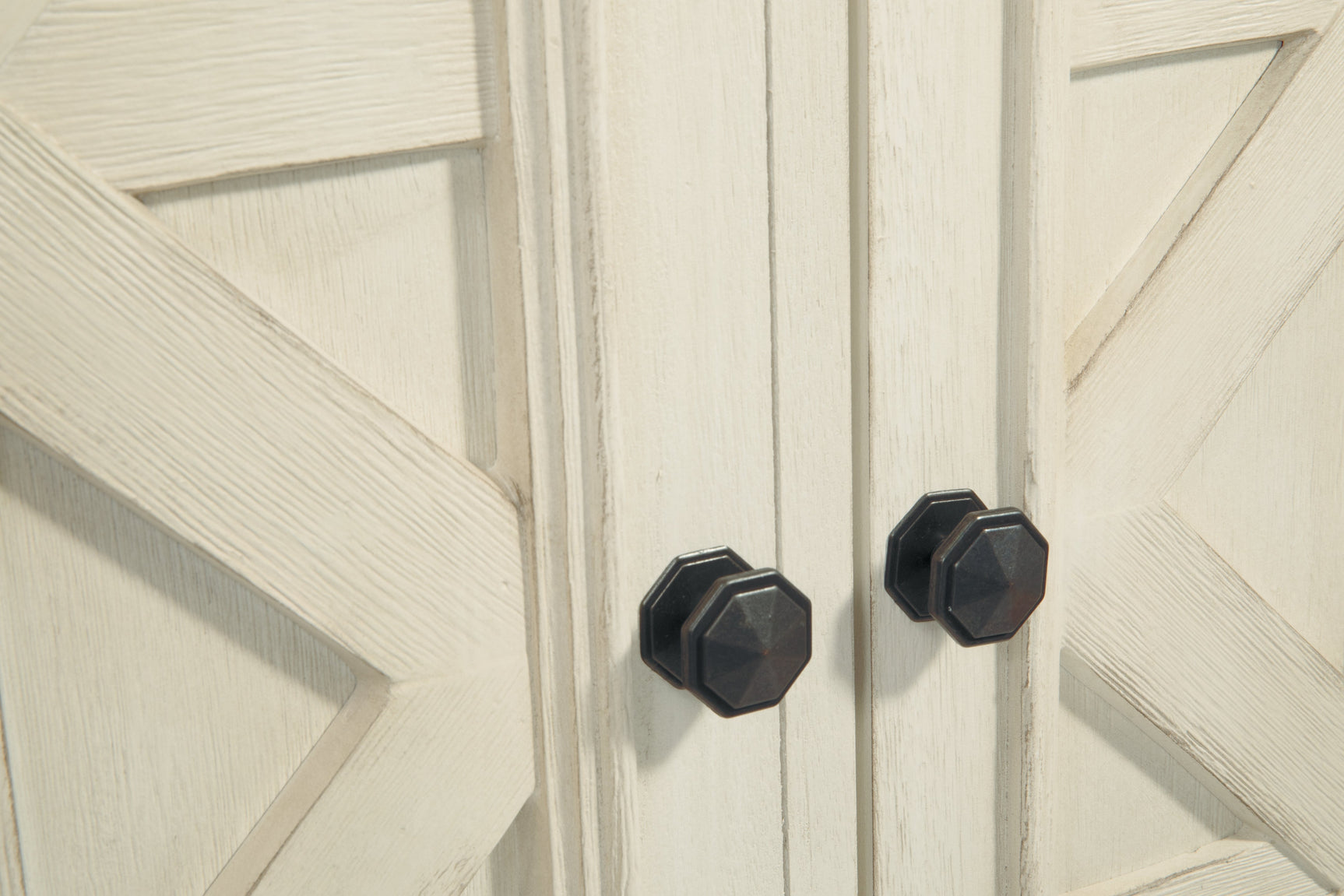 Bolanburg Dining Server (Online Special Price) - Ornate Home