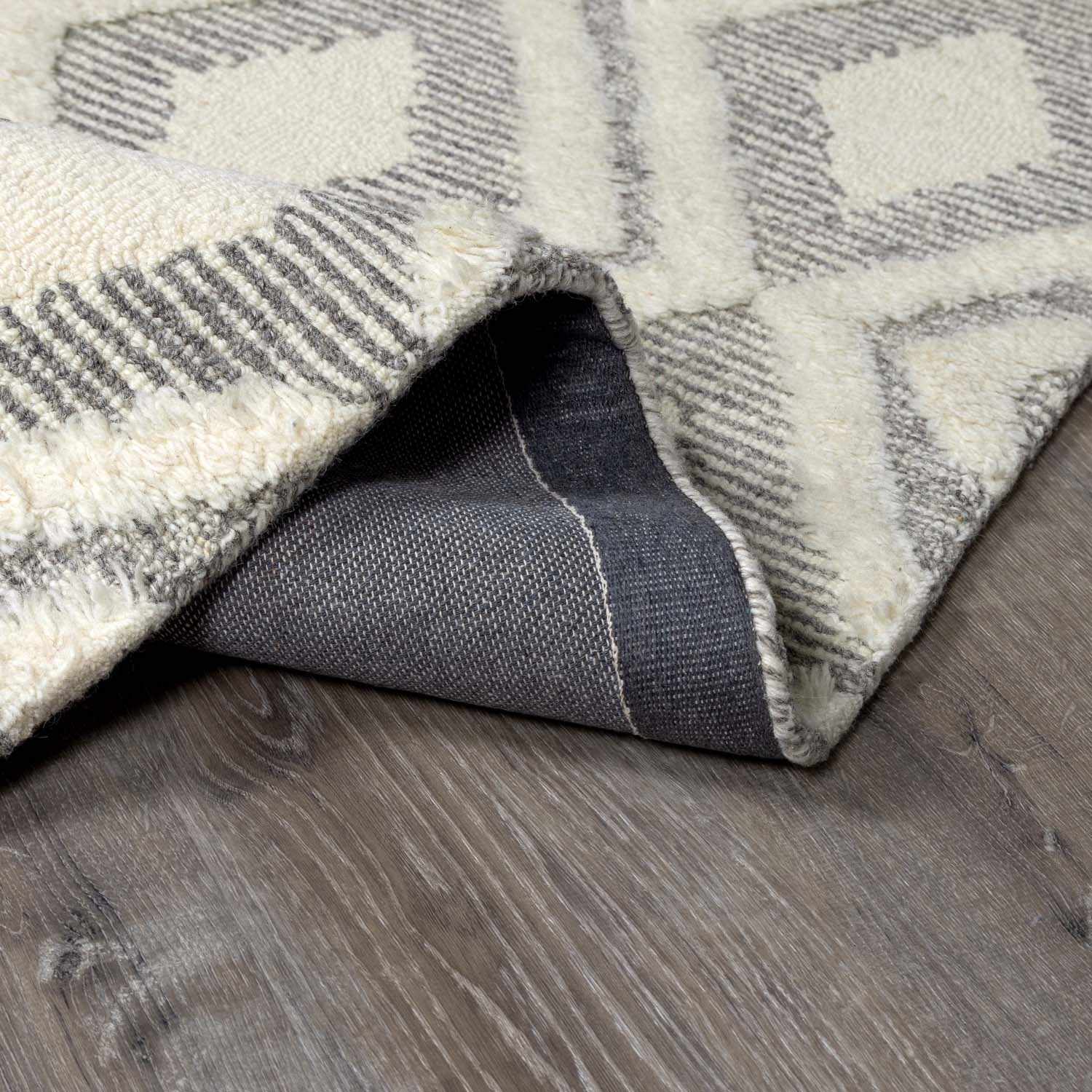 Boncarbo Area Rug - Clearance - Ornate Home