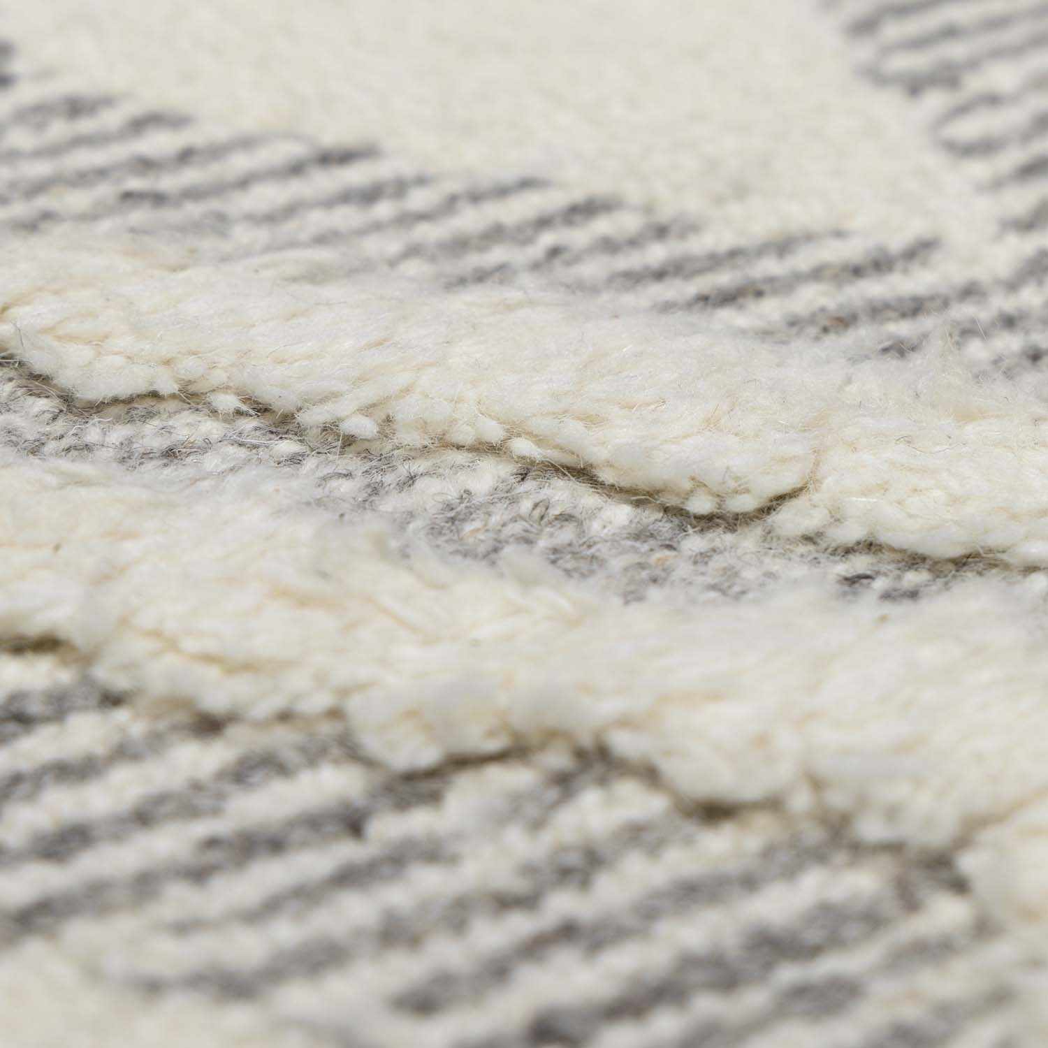 Boncarbo Area Rug - Clearance - Ornate Home