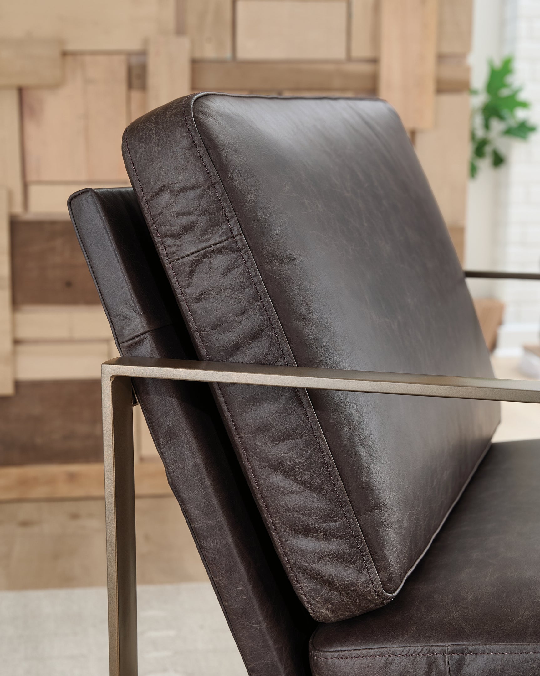 Bradett Dark Brown/Gold Accent Chair - Ornate Home
