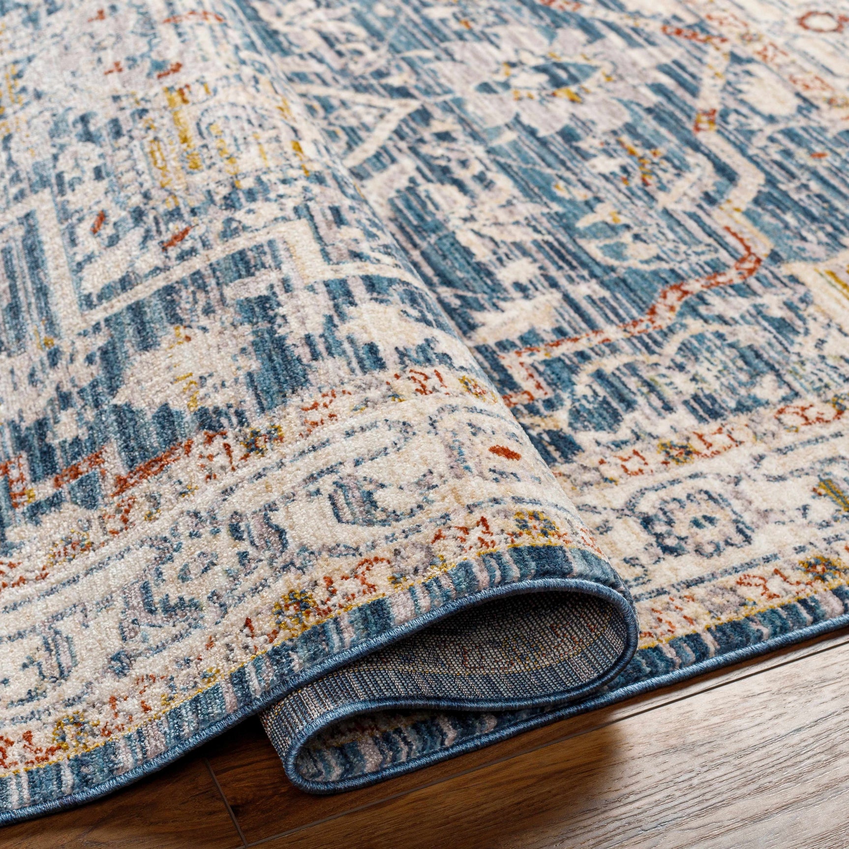 Bree Traditional Style Rug - Clearance - Ornate Home