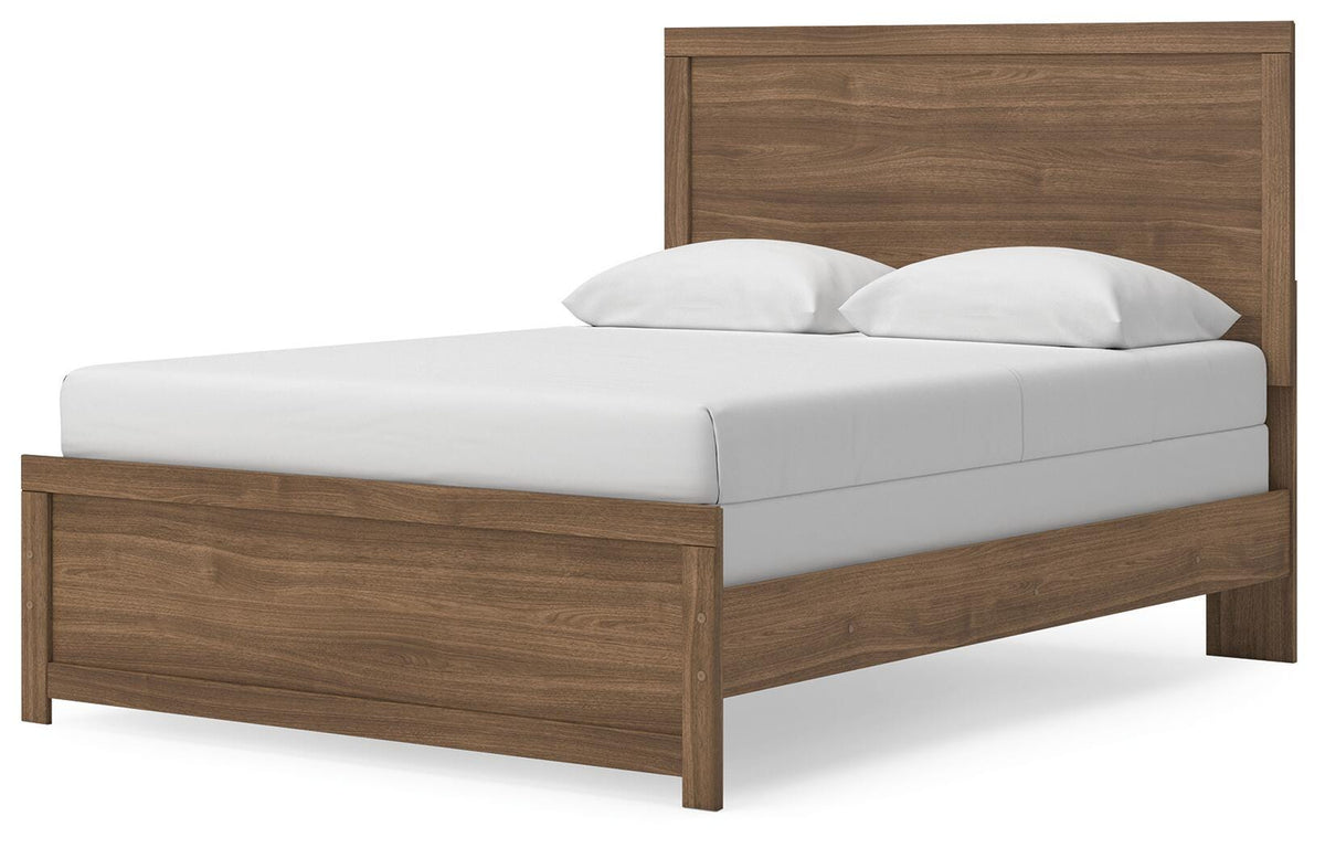 Broachmyn Auburn Queen Panel Bed, Dresser, Mirror and Nightstand