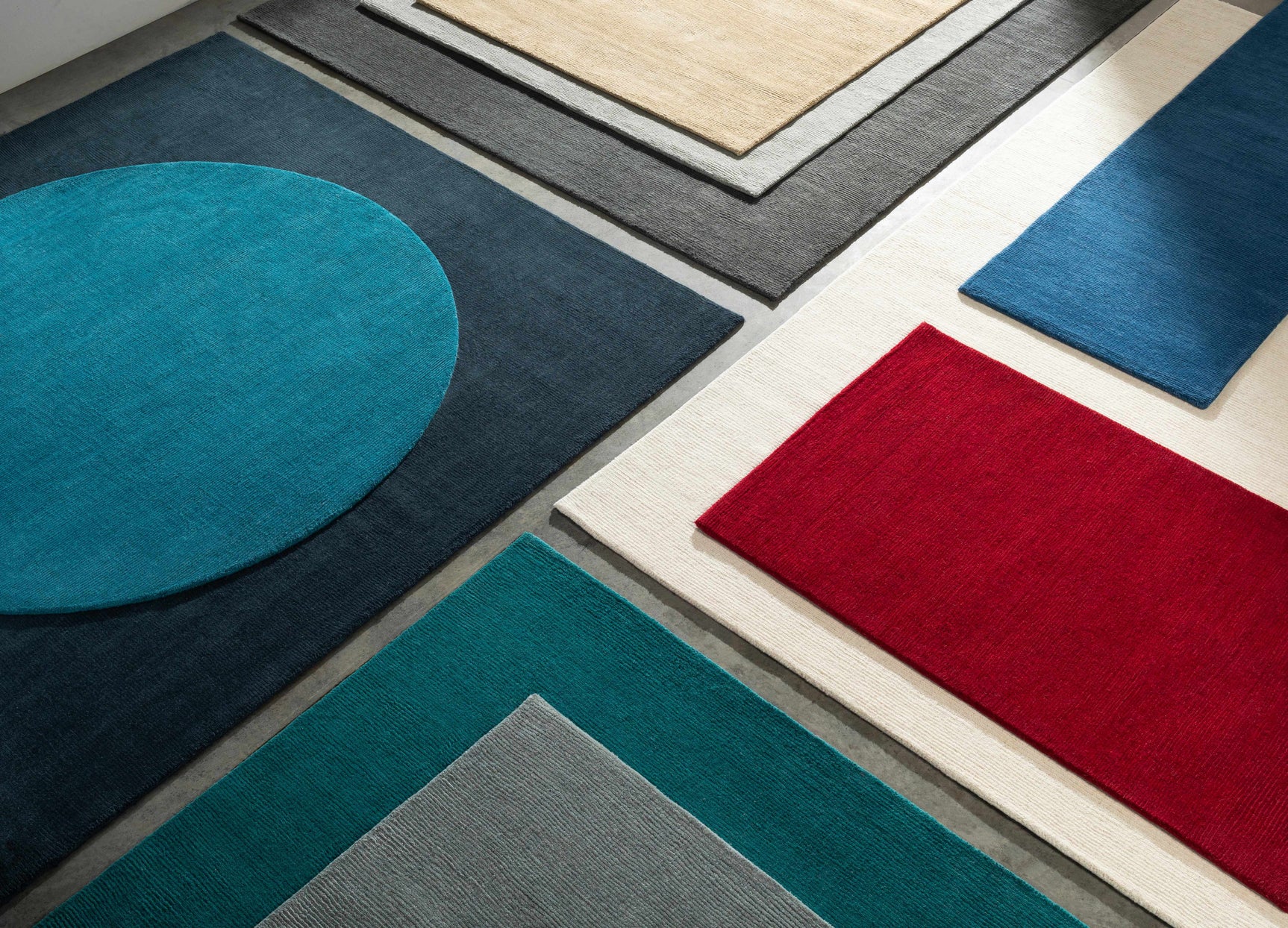 Brockton Solid Teal Wool Rug - Ornate Home