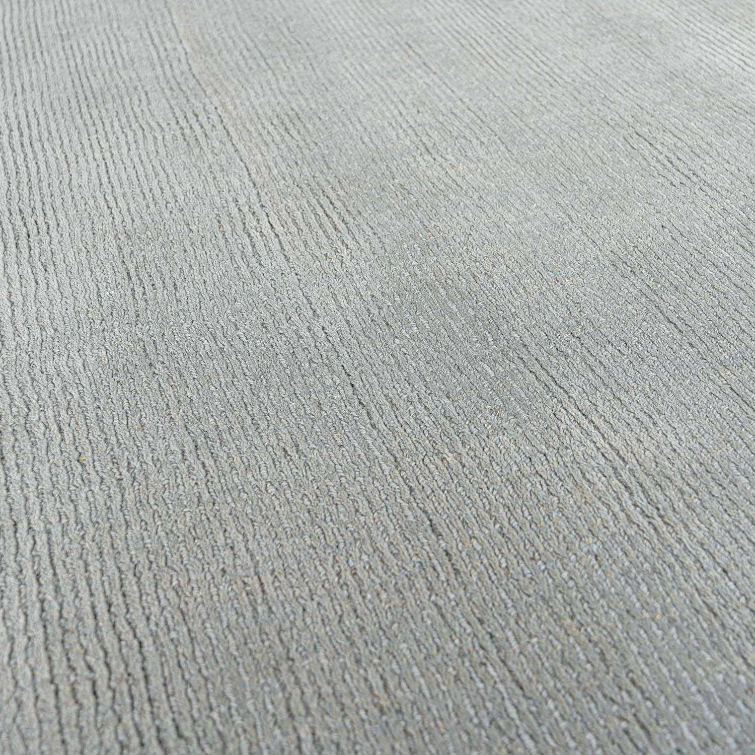 Brockton Solid Wool Area Light Gray Rug - Ornate Home