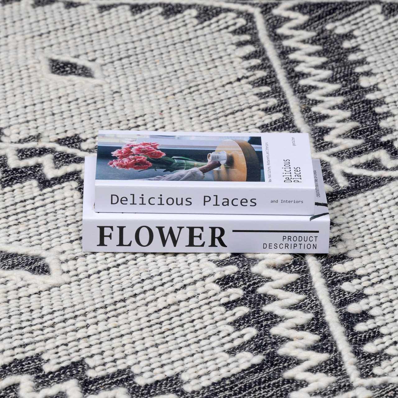 Brownhills Cream&Black Trellis Cotton Area Rug - Ornate Home