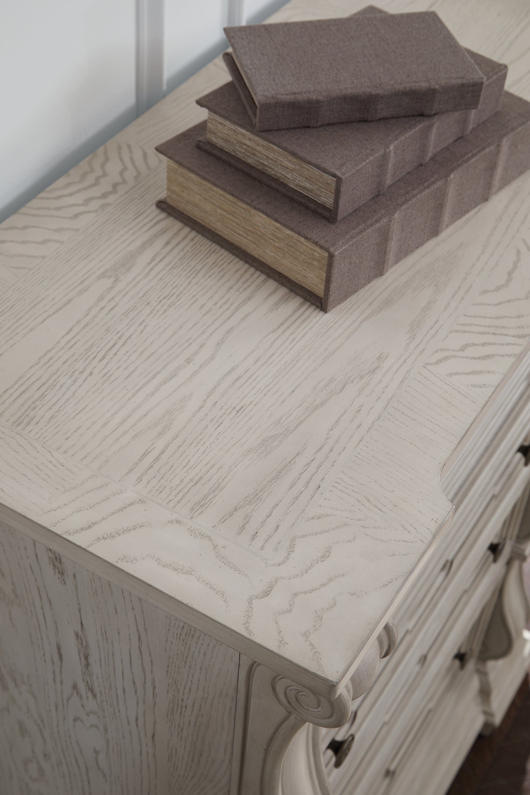 Bruchandi Antique White Five Drawer Chest - Ornate Home