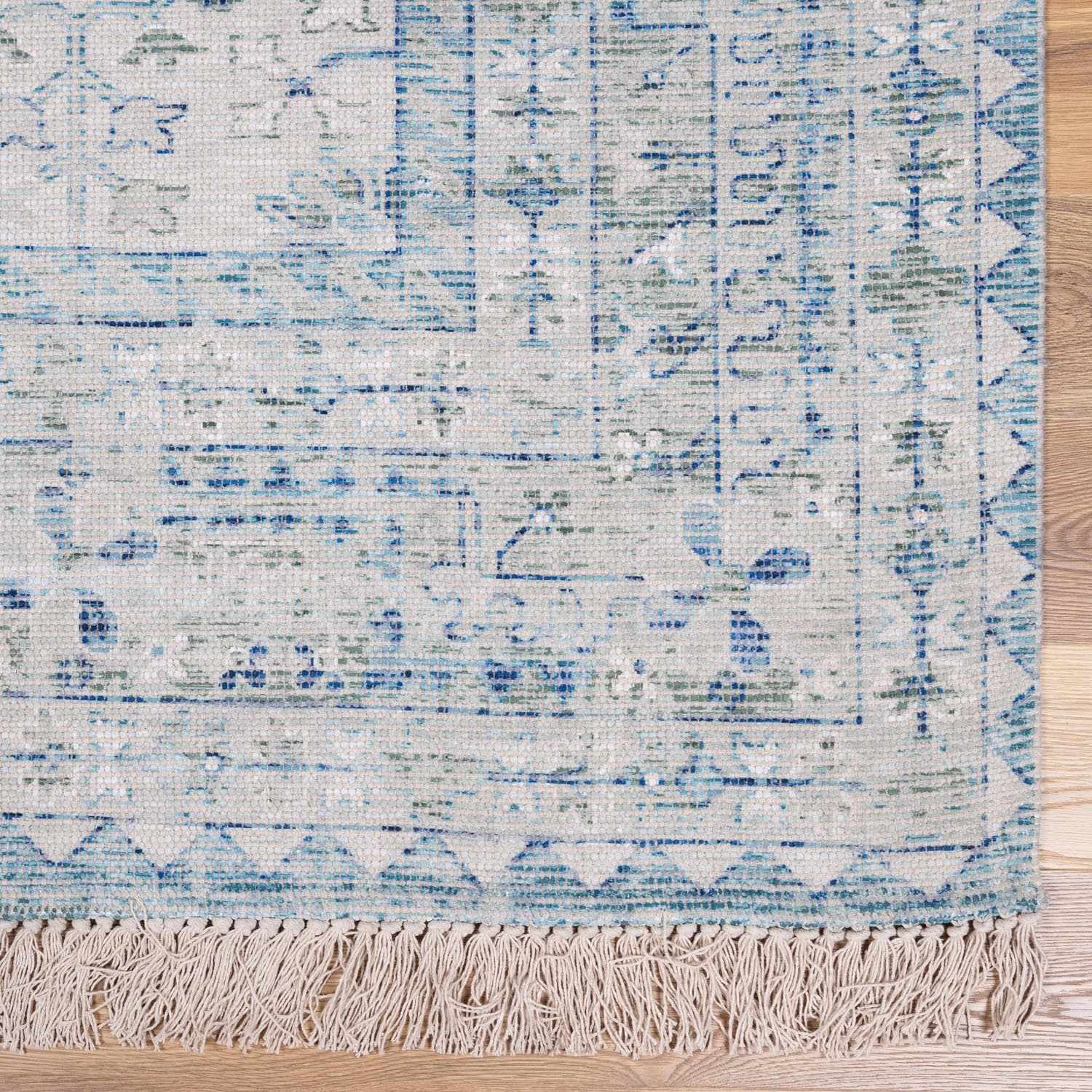 Byers Handmade Cotton-blend Aqua Rug - Ornate Home