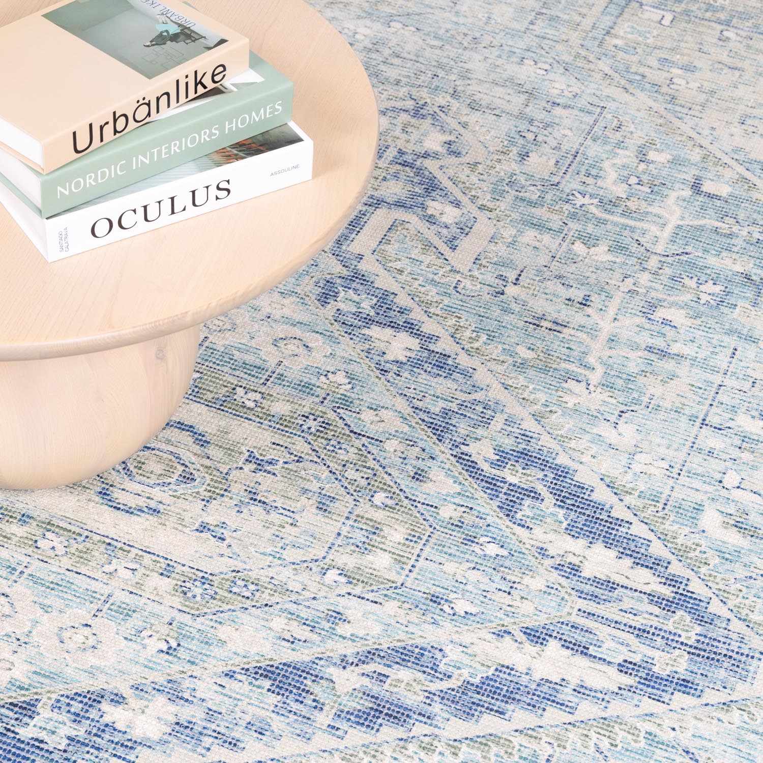 Byers Handmade Cotton-blend Aqua Rug - Ornate Home