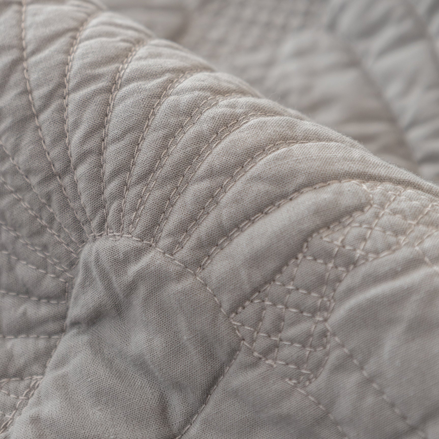 Embossed Leaf Cotton Quilted Sofa Cover Non-Slip Couch Protector with Thick Padding