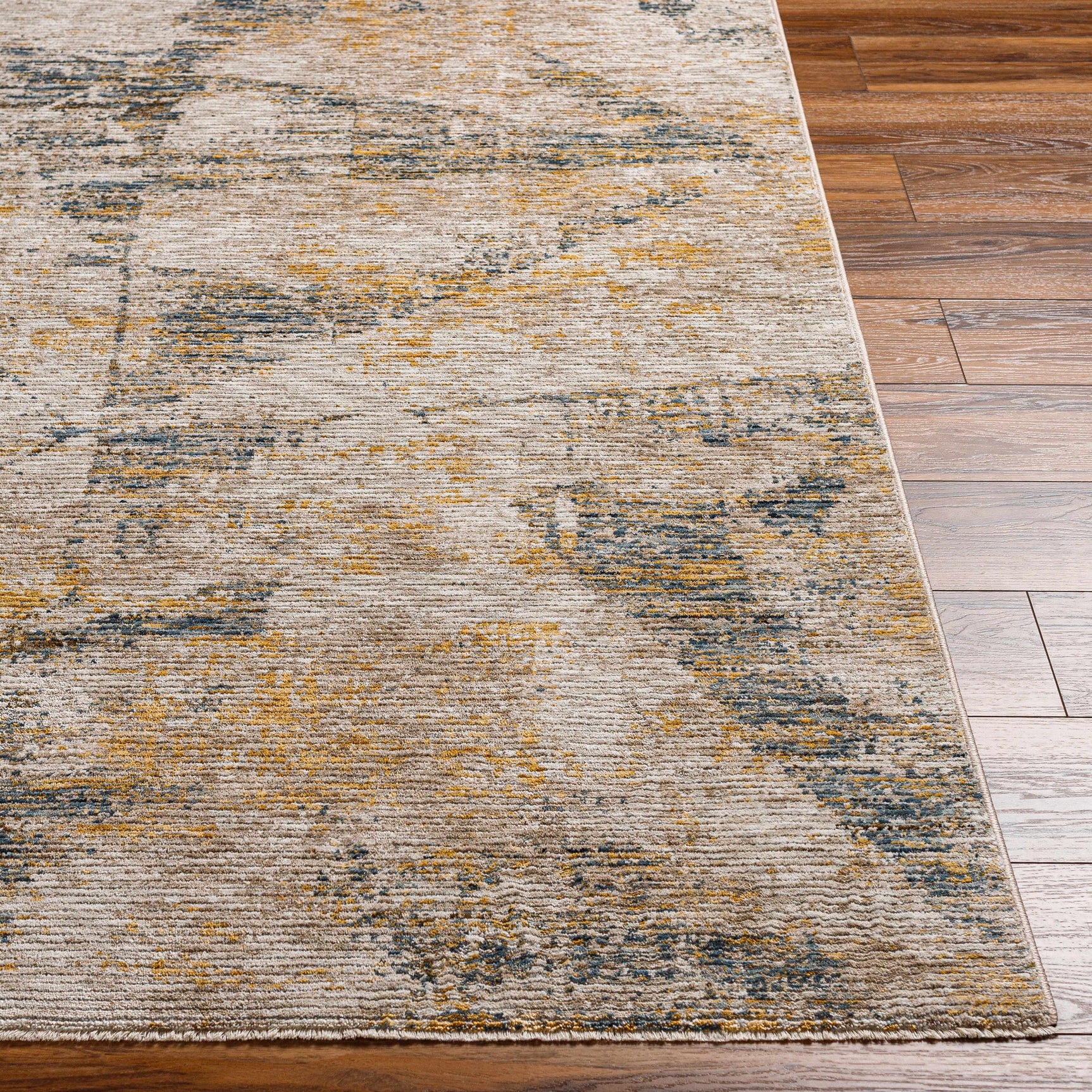 Cadao Rich Textured Traditional Rug - Ornate Home