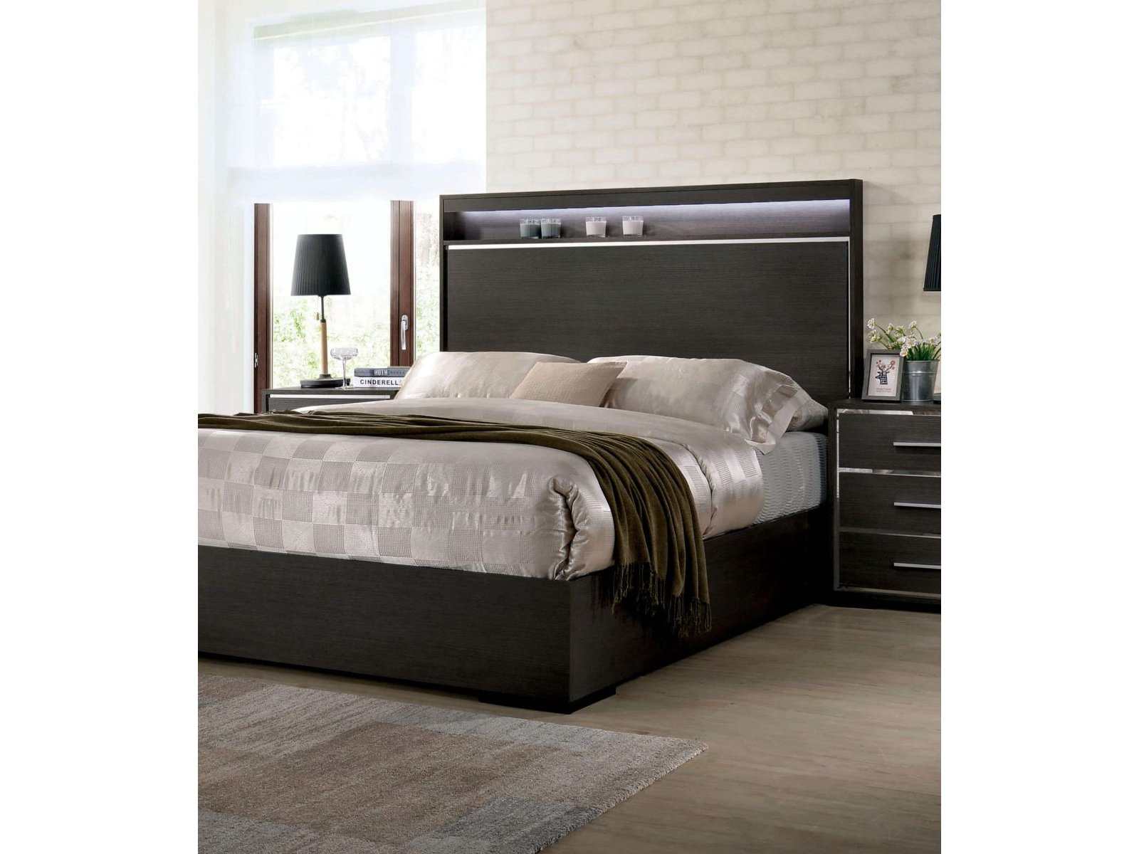 Camryn Warm Gray Queen Bed - Ornate Home