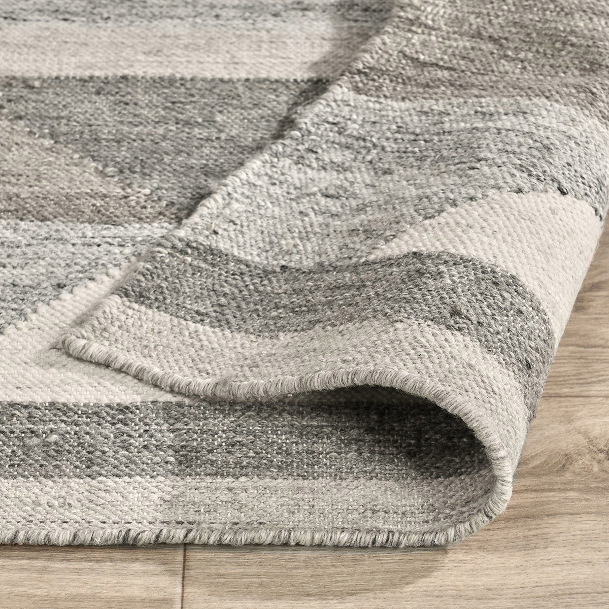 Canyon Gray Multi 2.6'x8' Indoor/Outdoor Rug