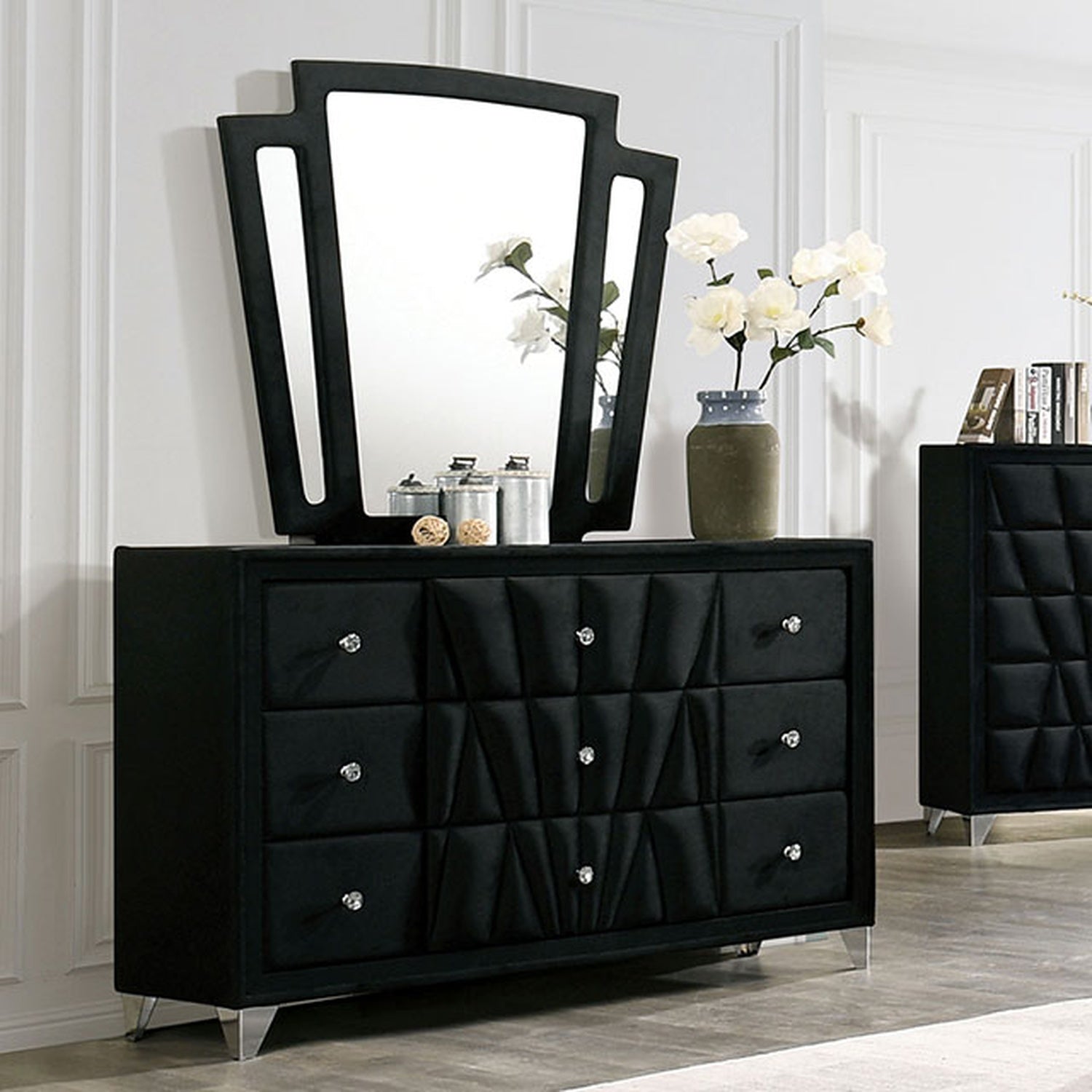 Carissa Black 4 Pc Queen Bedroom Set - Ornate Home