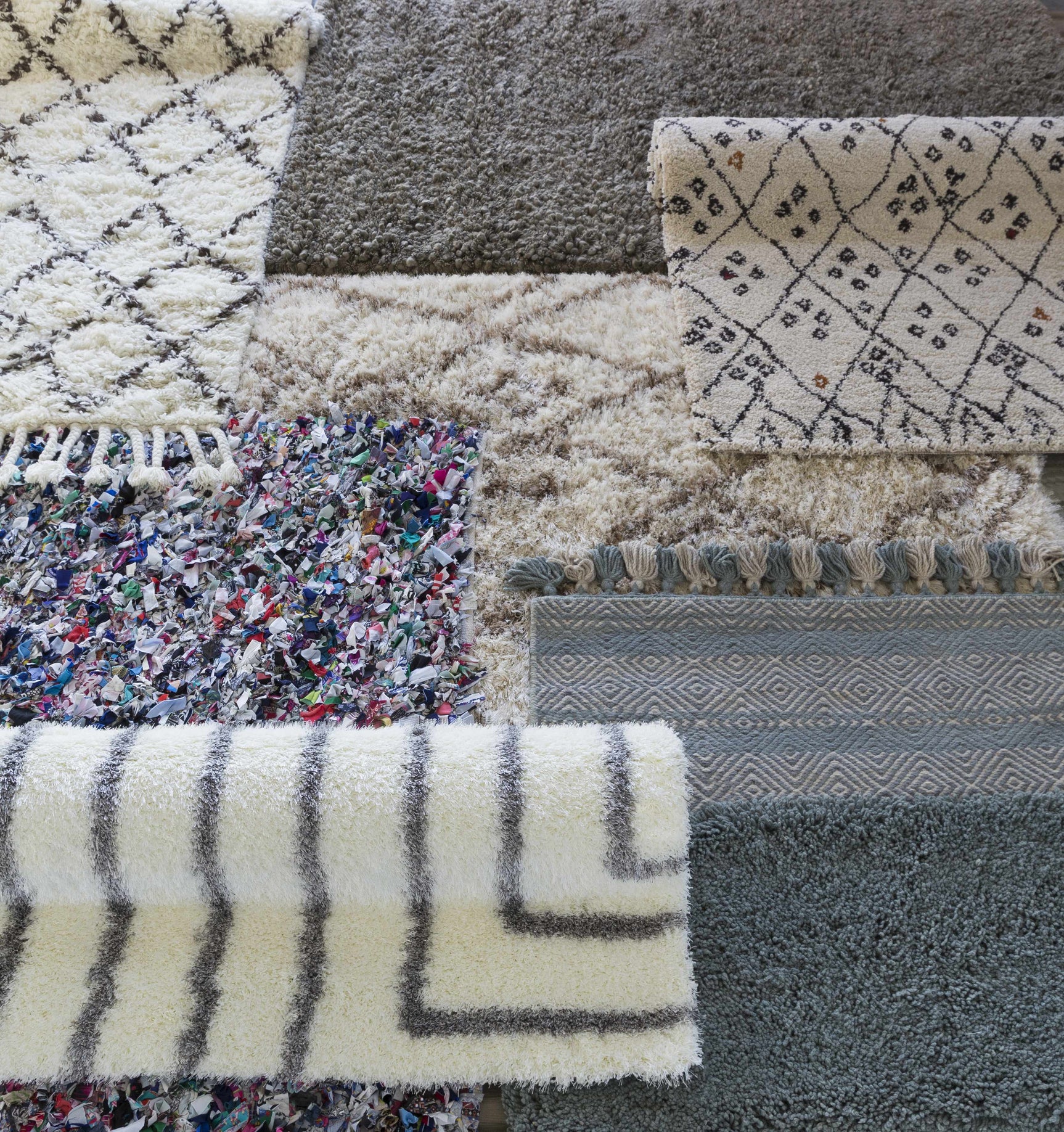 Catoosa White/Black Trellis Wool Rug - Clearance - Ornate Home