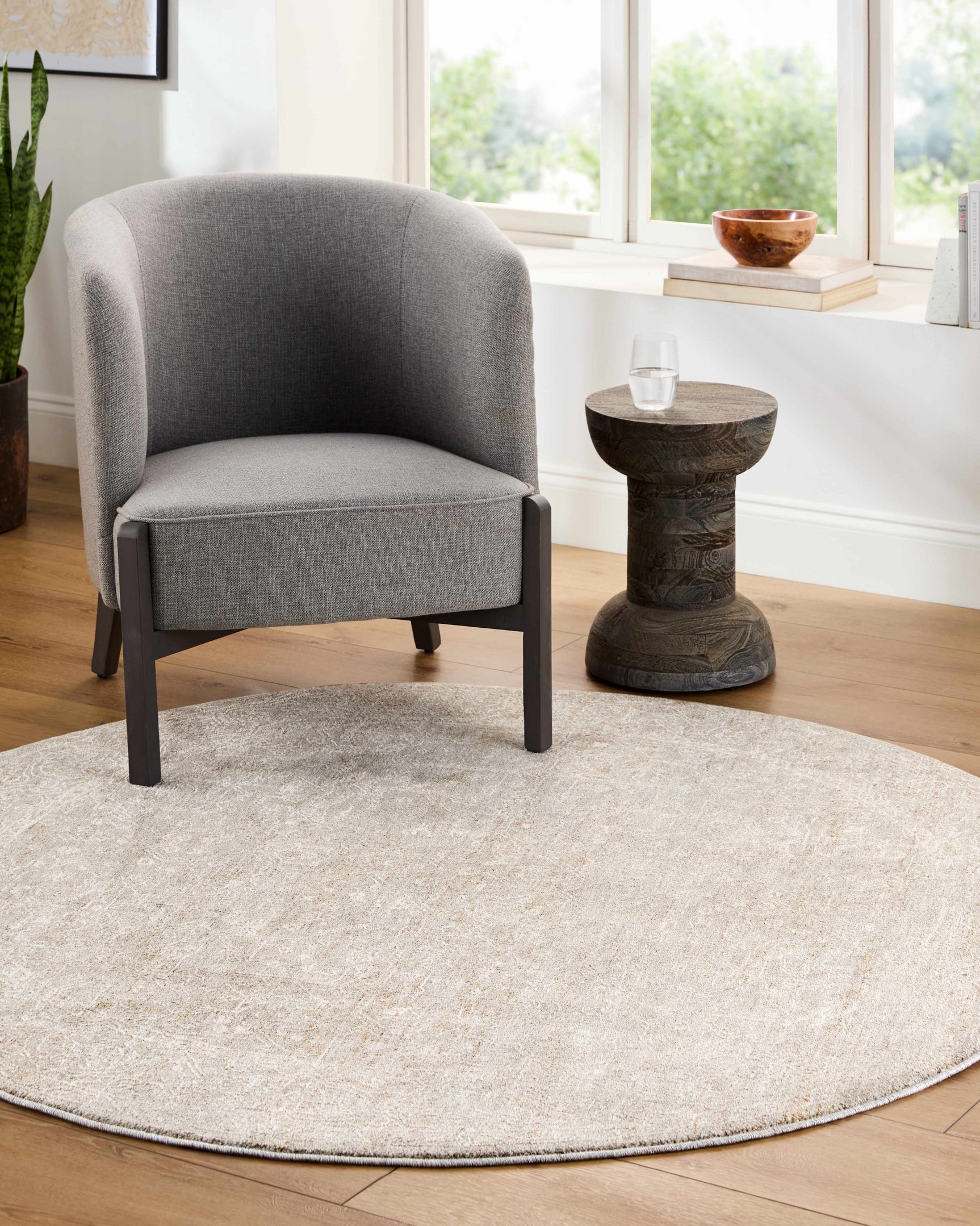 Catrin Area Rug - Ornate Home