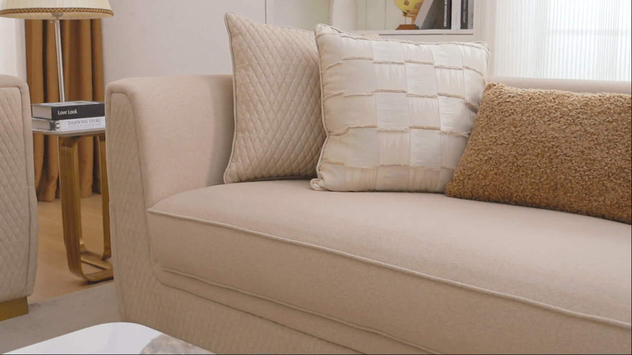 Celestial Manor White/Gold Sofa / HD-S3181 - Ornate Home