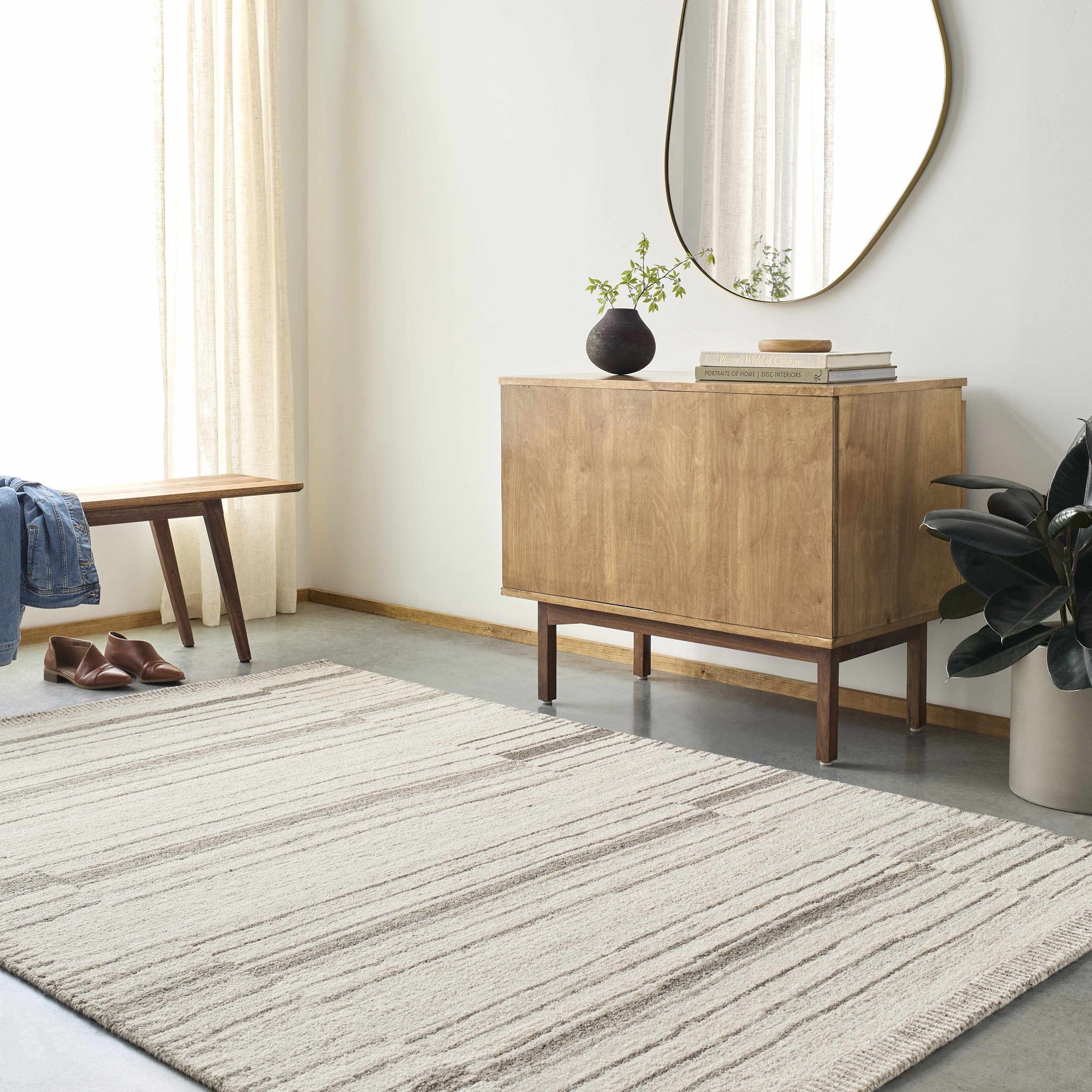 Cesar Modern Wool Rug - Clearance - Ornate Home