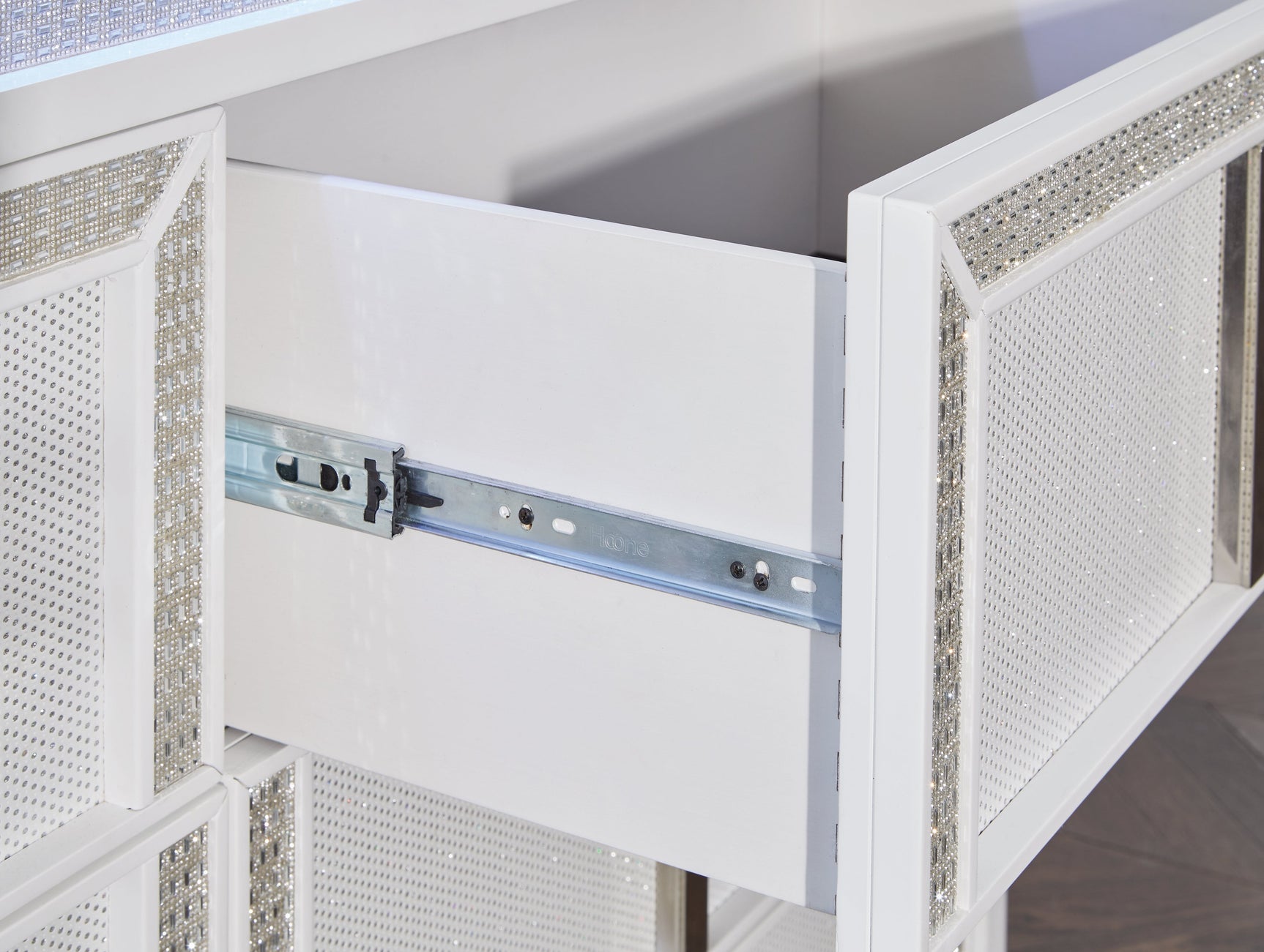 Chalanna White Dresser and Mirror (Online Special Price) - Ornate Home
