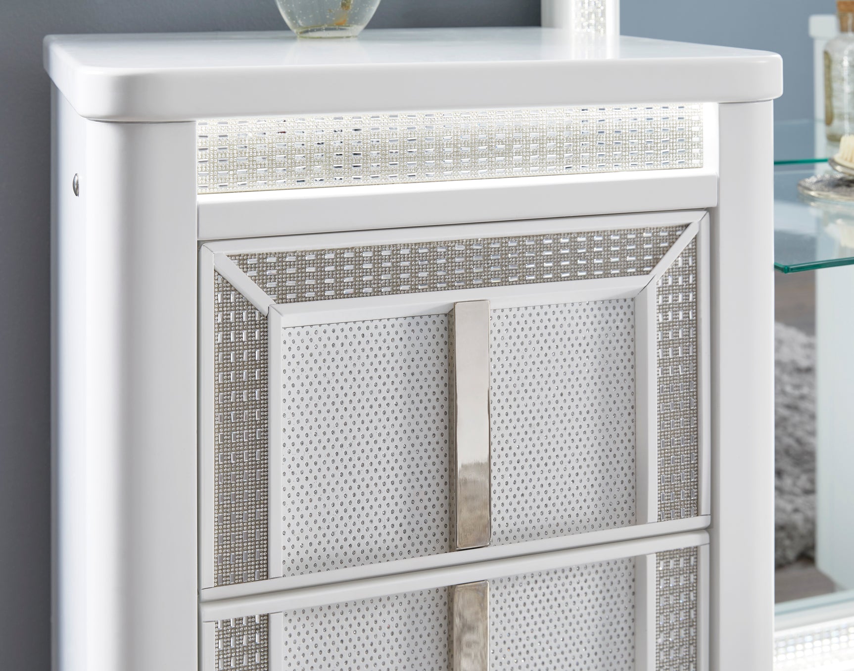 Chalanna White Vanity with Mirror - Ornate Home