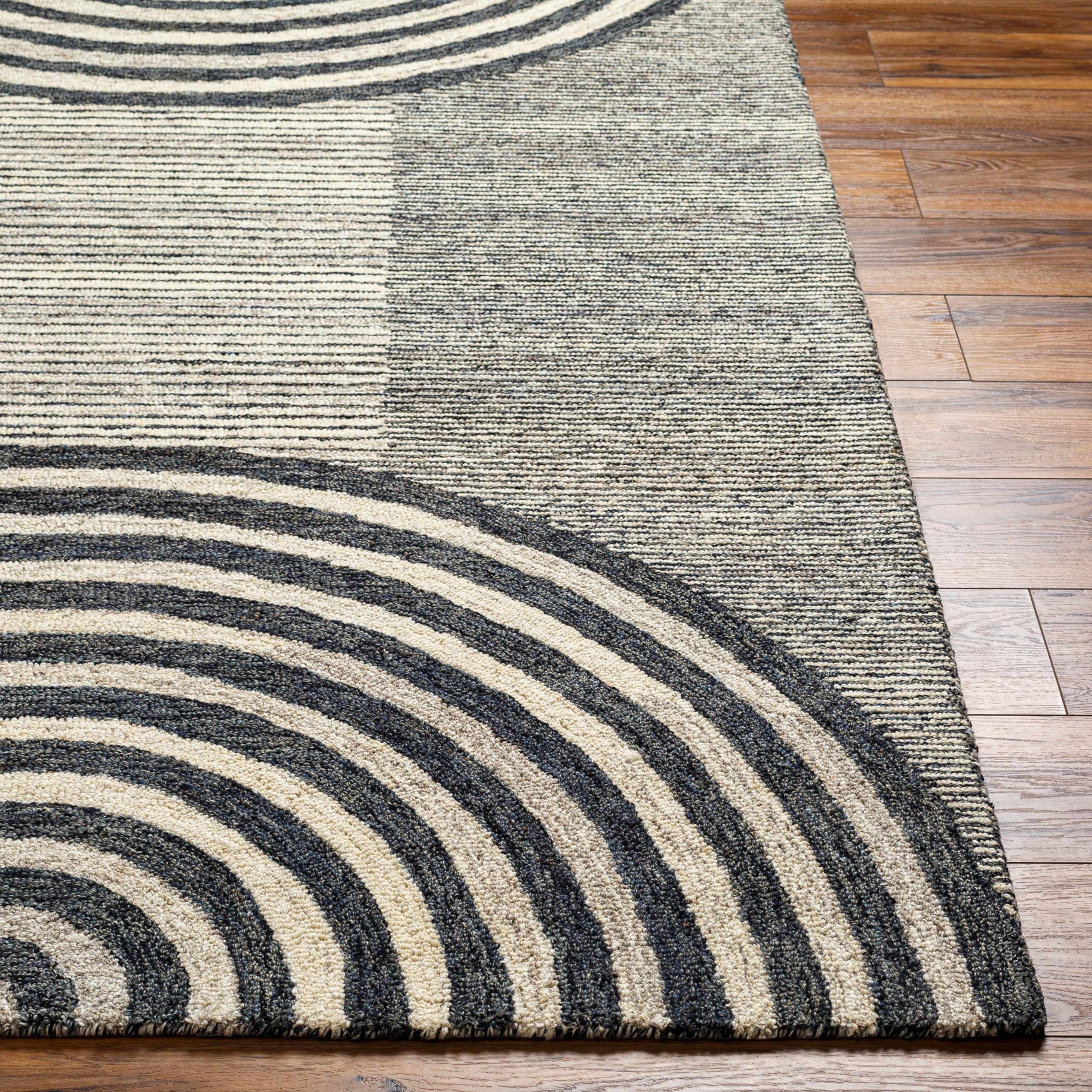 Chantesuta Modern Wool Rug - Ornate Home