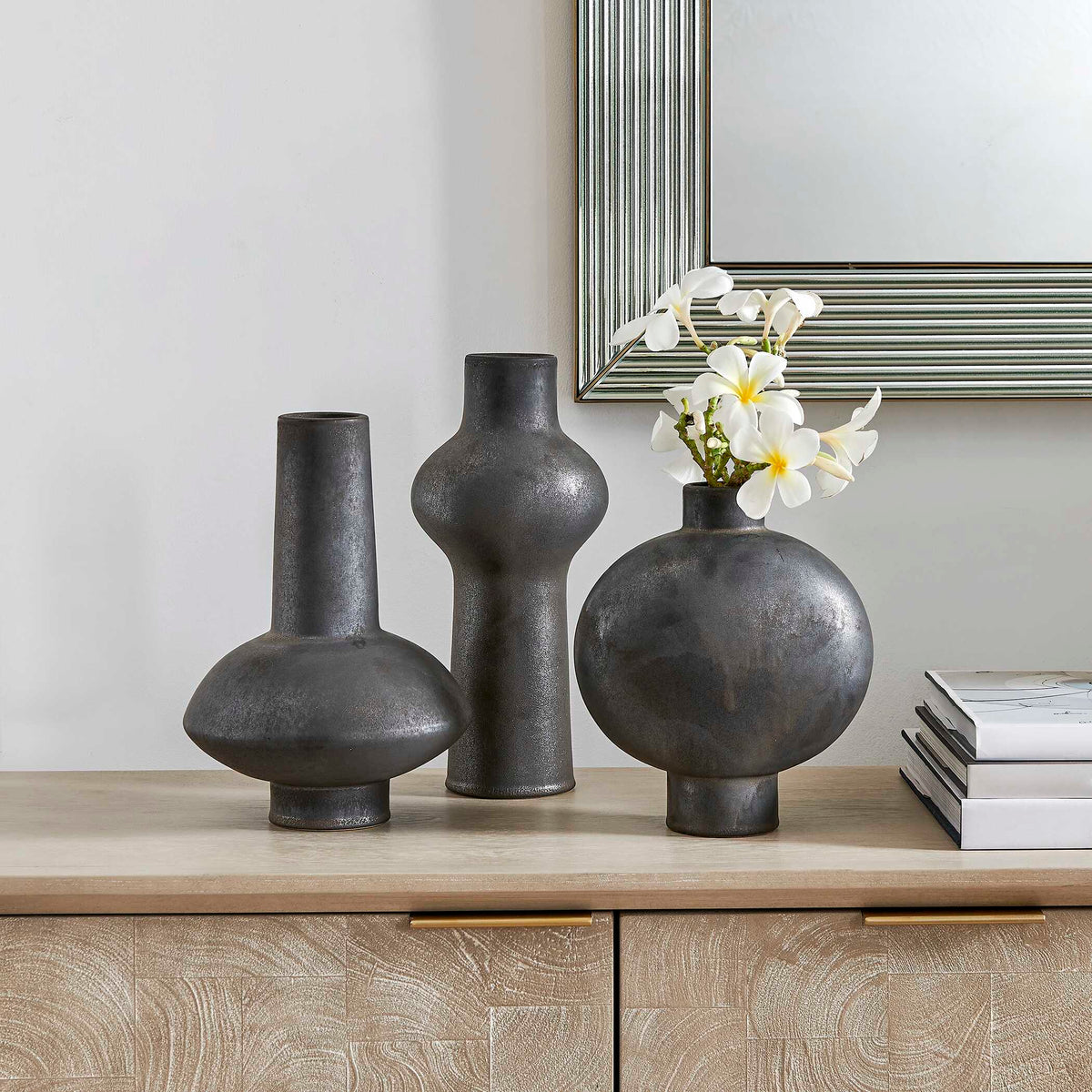 Charcoal Bloom Black/Gray Indoor-Outdoor Vases (Set of 3) - Ornate Home
