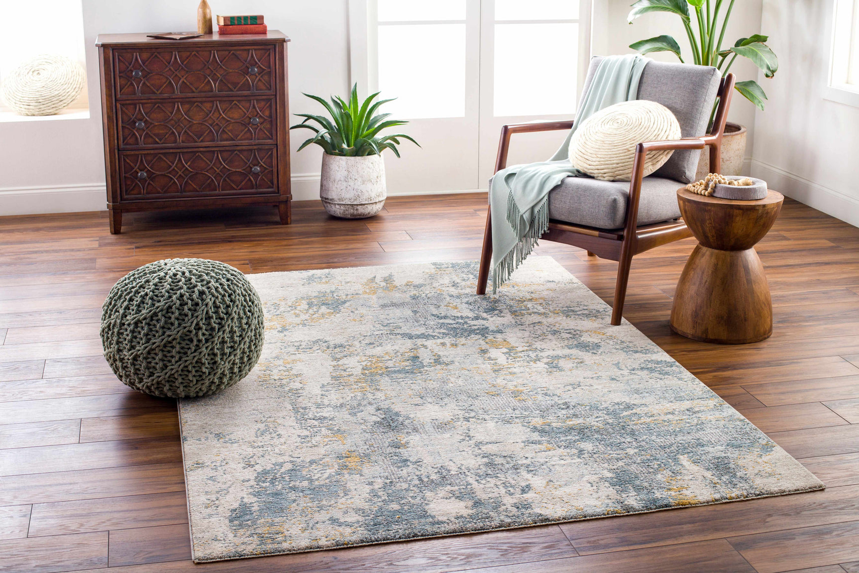 Chaya Textured Abstract Rug with Fringes - Ornate Home
