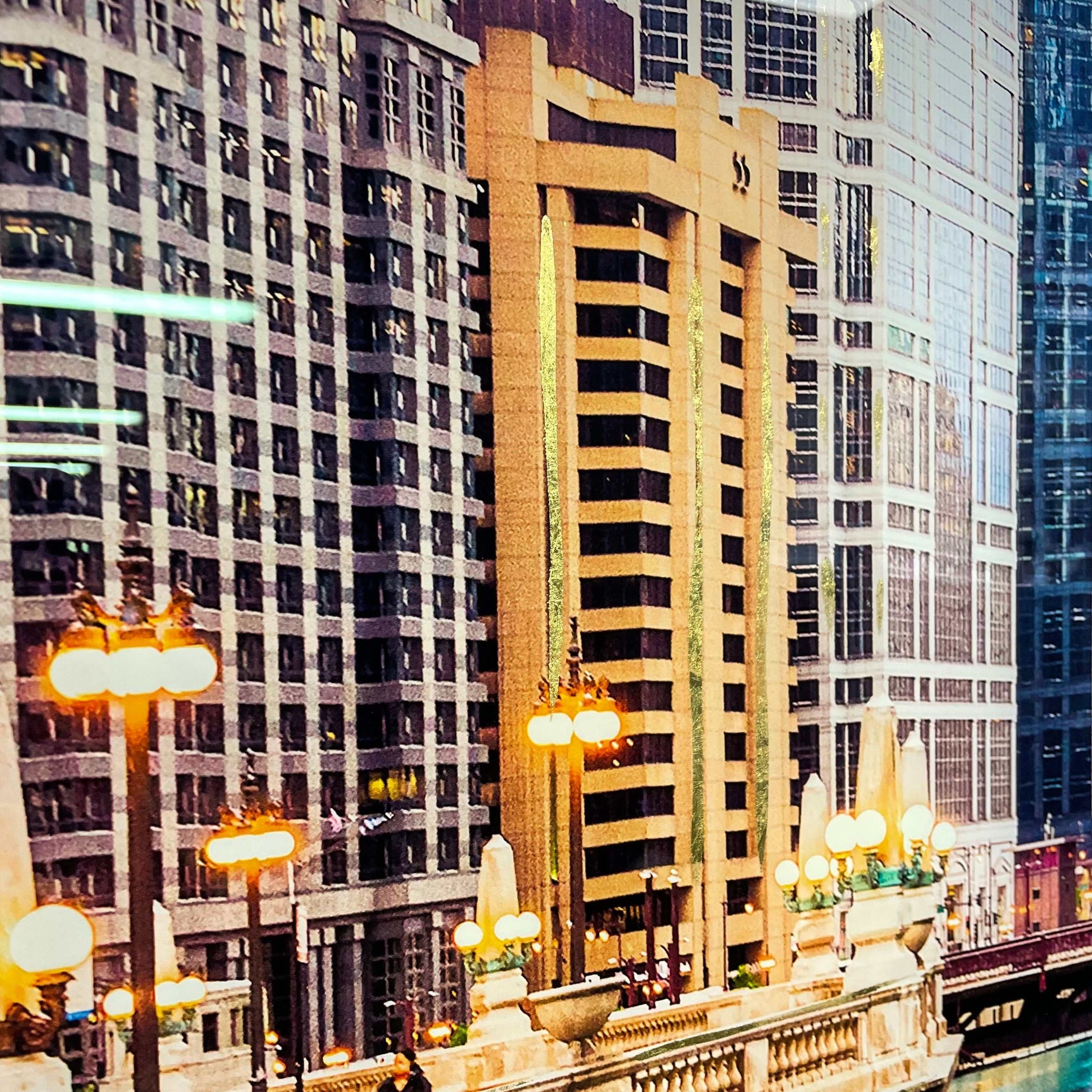 Chicago River Tempered Glass w / Foil Wall Art - Ornate Home