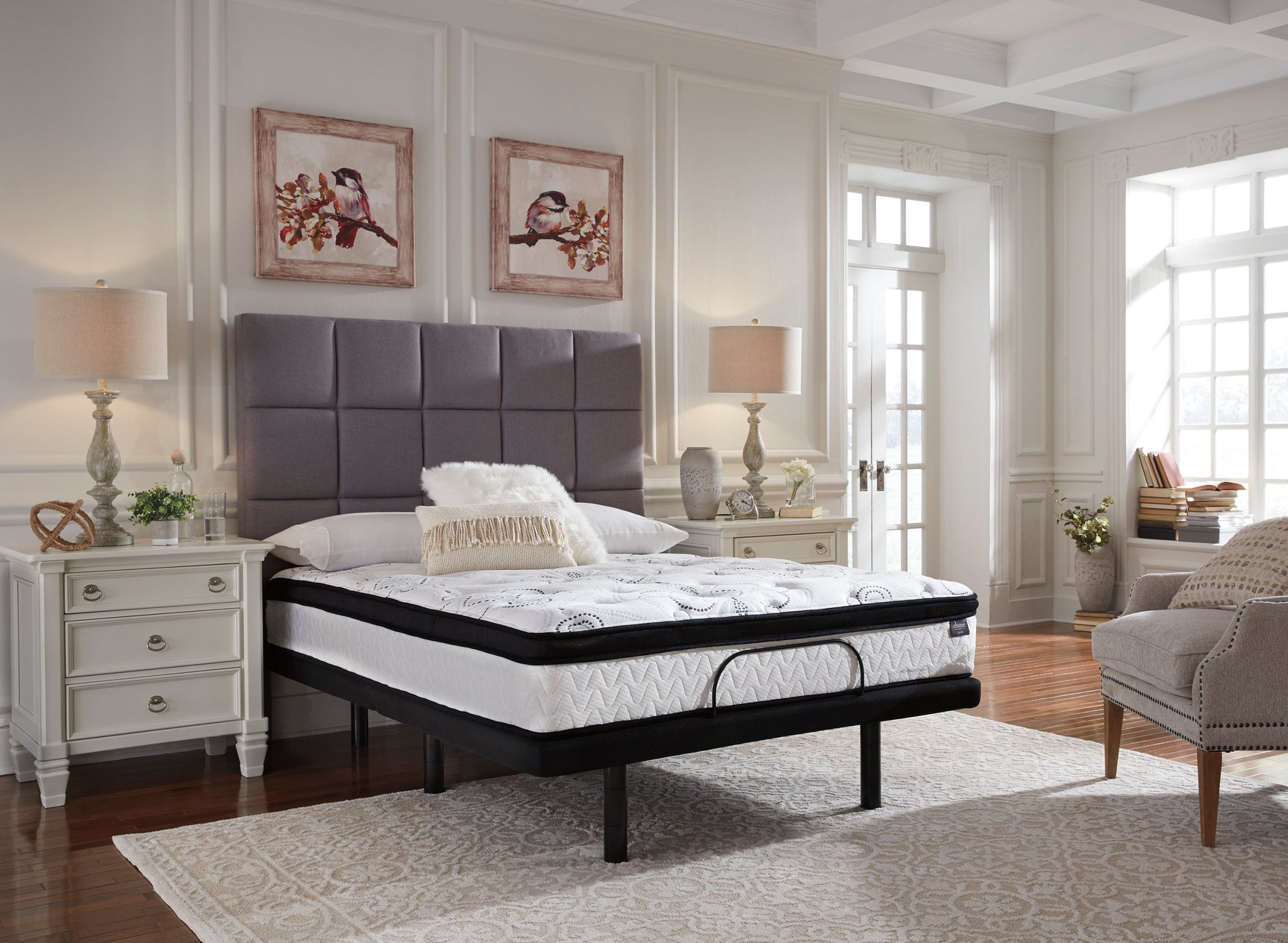 Chime 12 Inch Hybrid Queen Mattress in a Box - Ornate Home