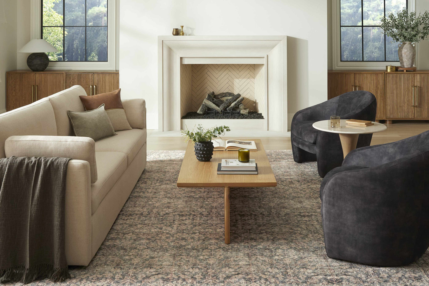 Collins Avenue Machine Woven Galey Alix x LIVABLISS GACA-2302 Area Rug - Ornate Home