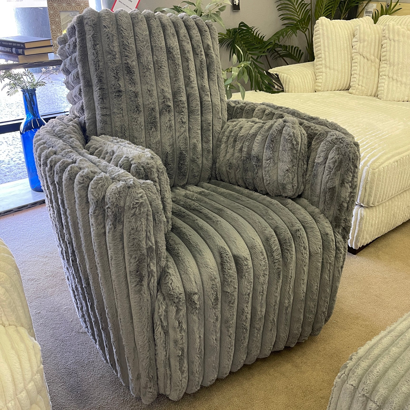 Cordoba Pewter Swivel Manual Recliner - Ornate Home