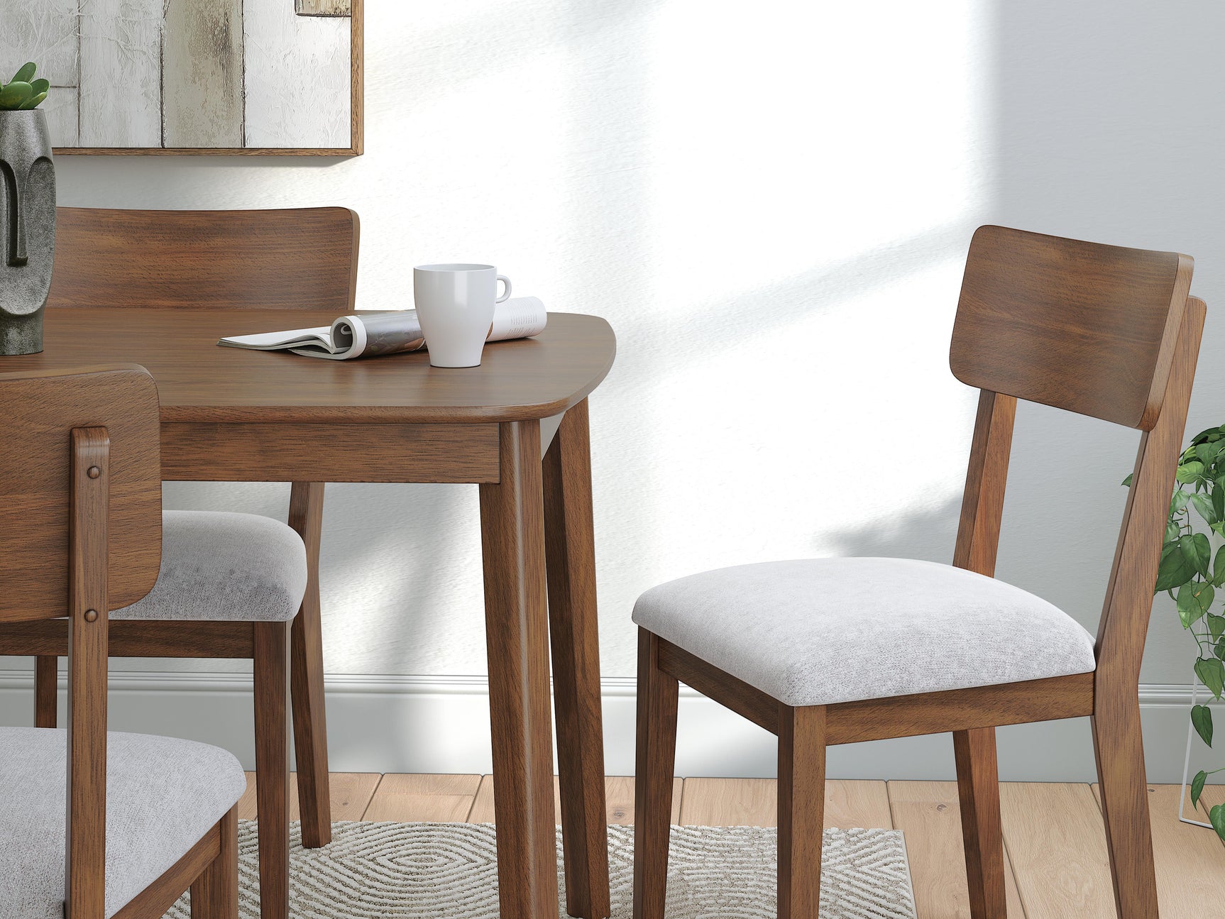 Lyncott Brown Dining Table and 4 Chairs (Set of 5)
