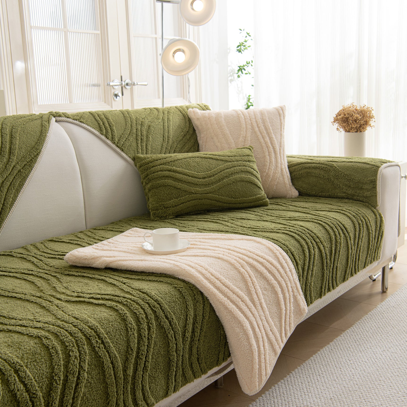 Winter Thickened Non-slip Blanket, Three-Dimensional Embossed Cotton Velvet Sofa Cover