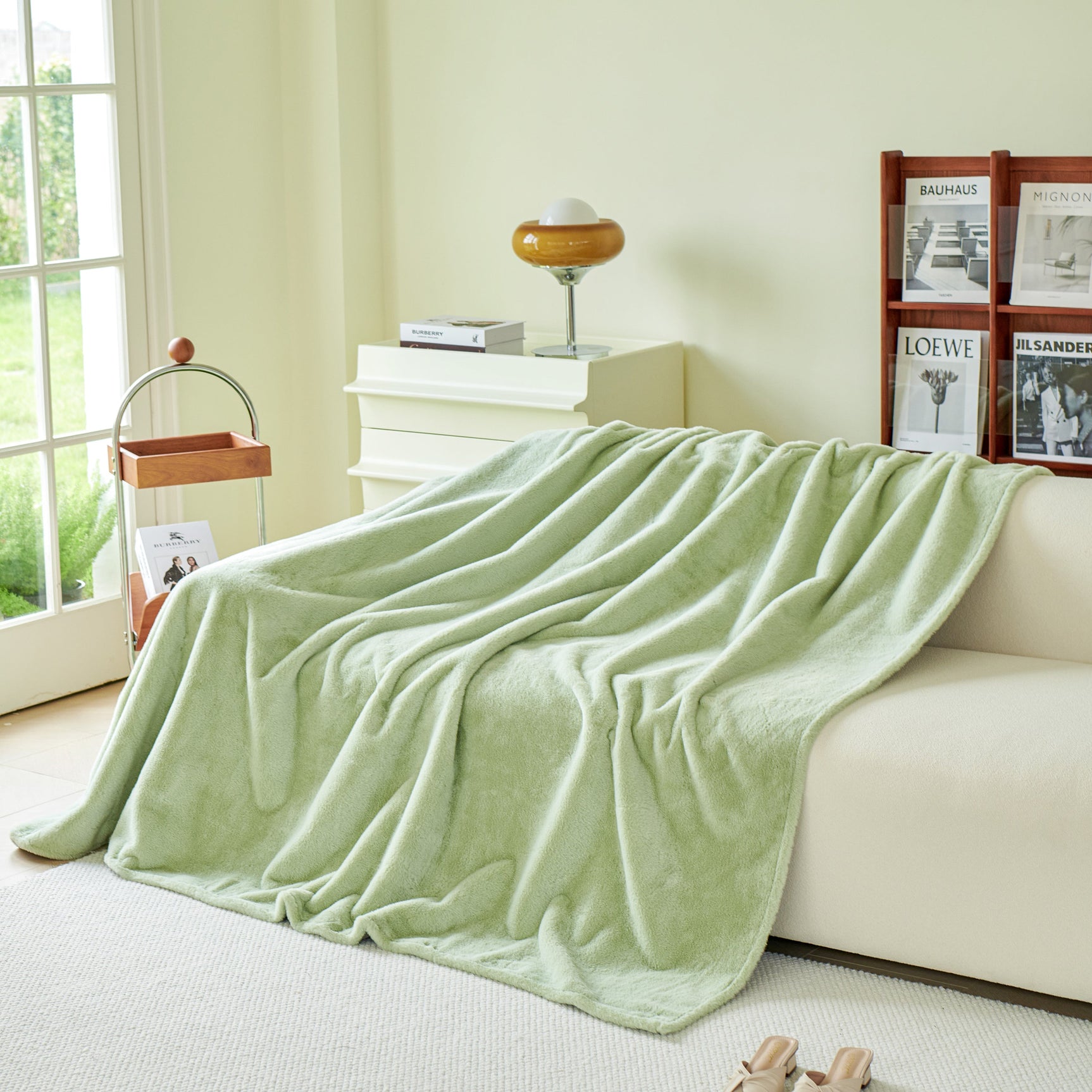 Faux Fur Smooth Plush Comfy Couch Covers, Soft Thicked Durable Blankets and Throws for Sofas