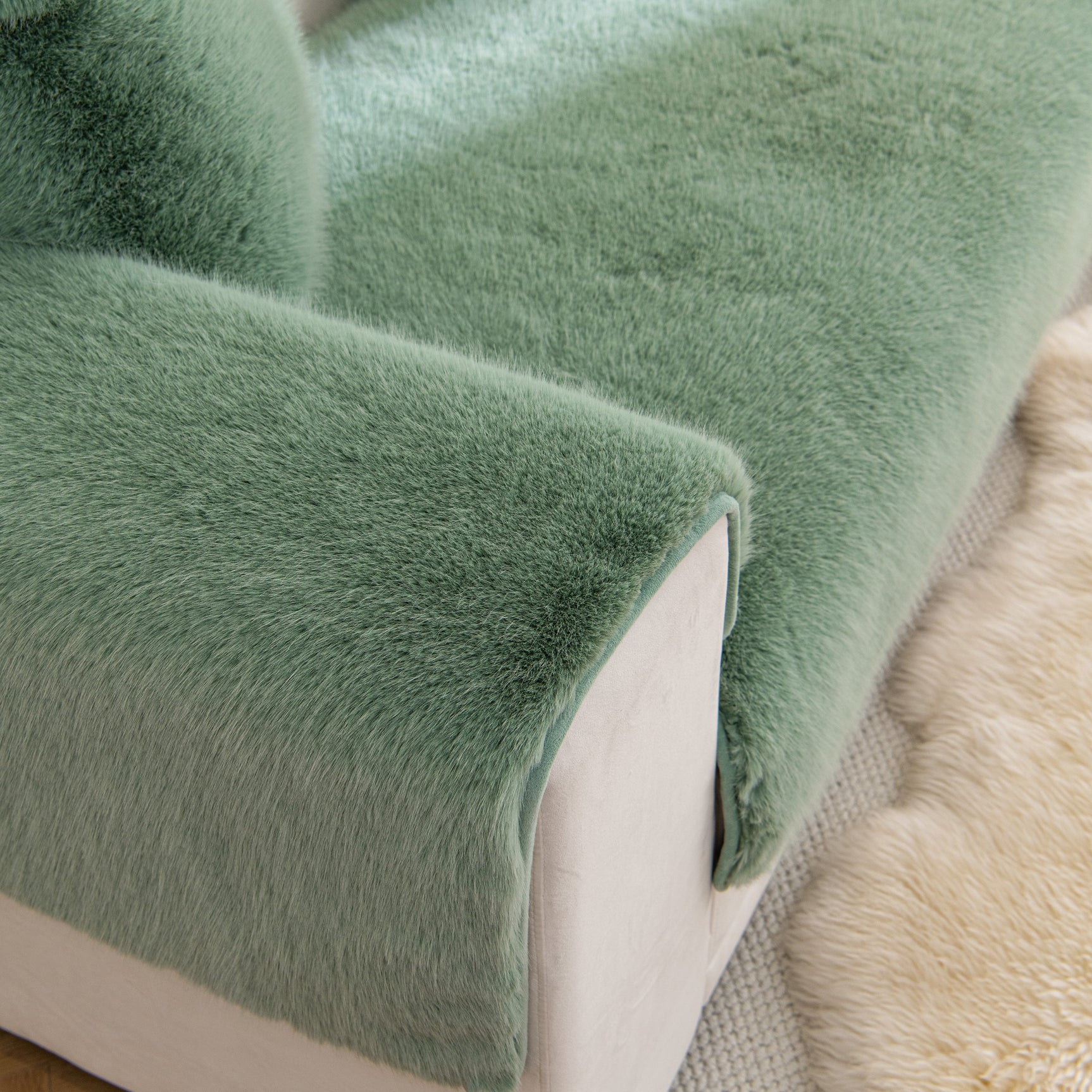 Faux Mink Velvet Luxury Fluffy Sofa Cushion, Winter Warm Thick Plush Non-slip Sofa Covers