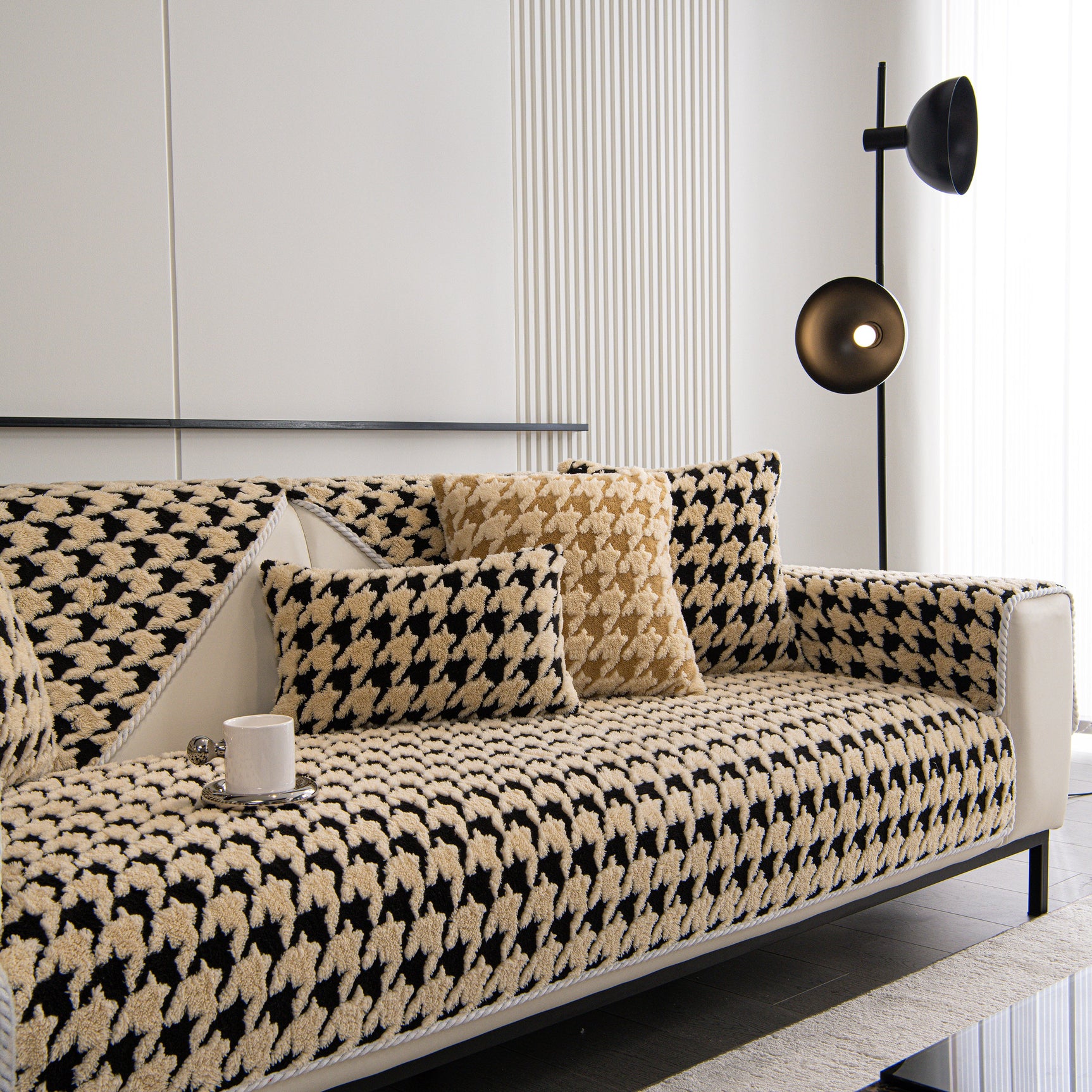 Winter Thickened Sherpa Fleece Houndstooth Sofa Cushion, Non-slip Sofa Cover with Plush