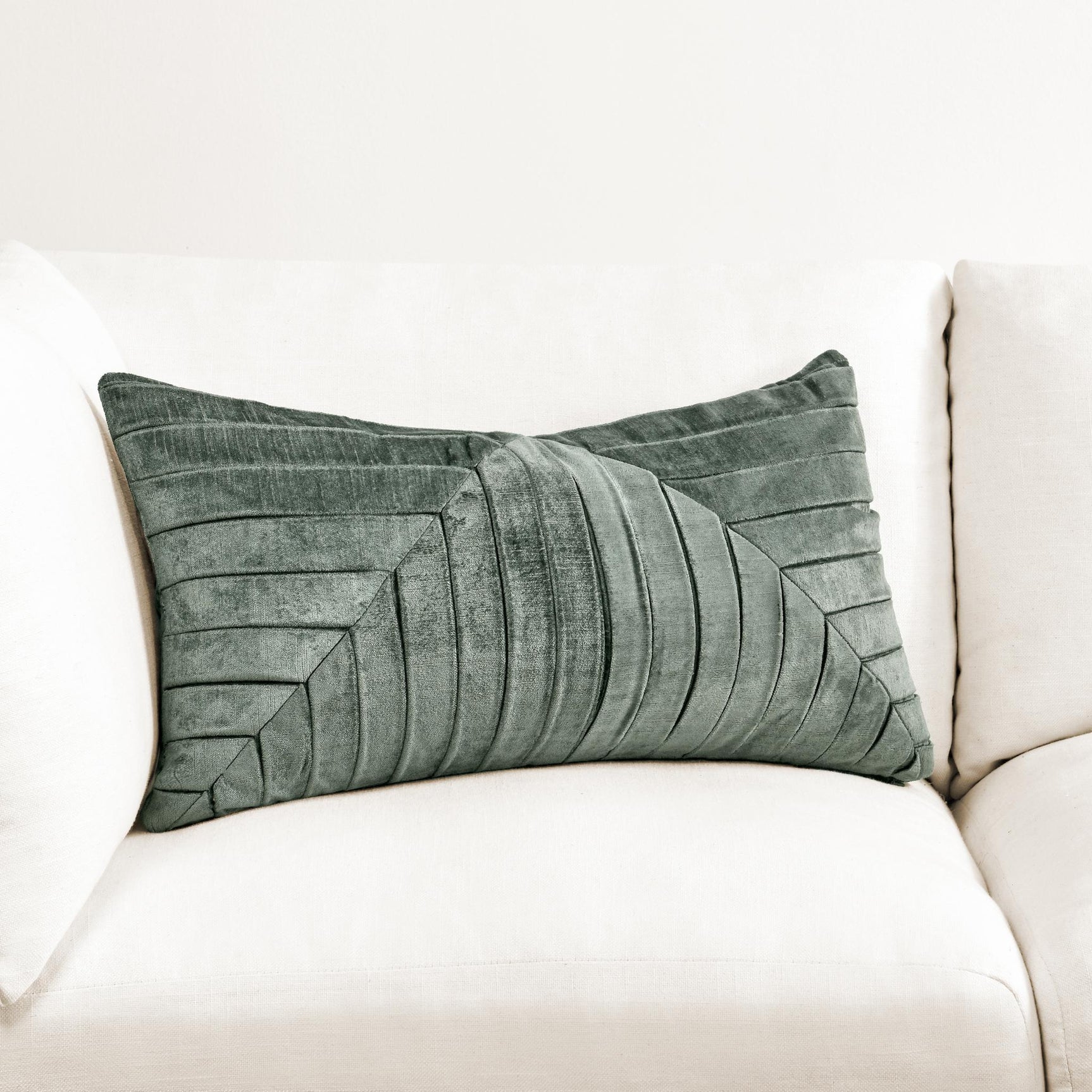 DV Aubry 14x26 Throw Pillow (Set of 2) - Ornate Home