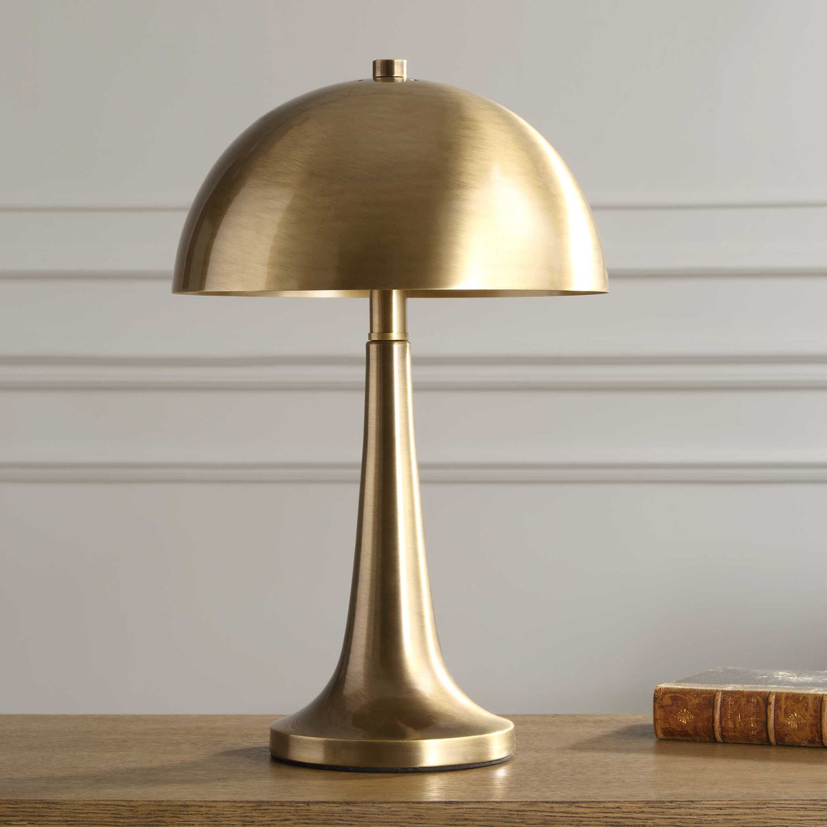 Dame Brass Table Lamp - Ornate Home