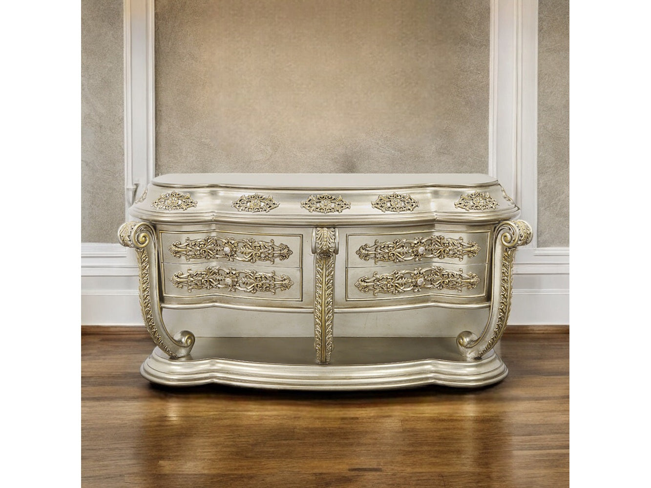 Danae Server - Ornate Home