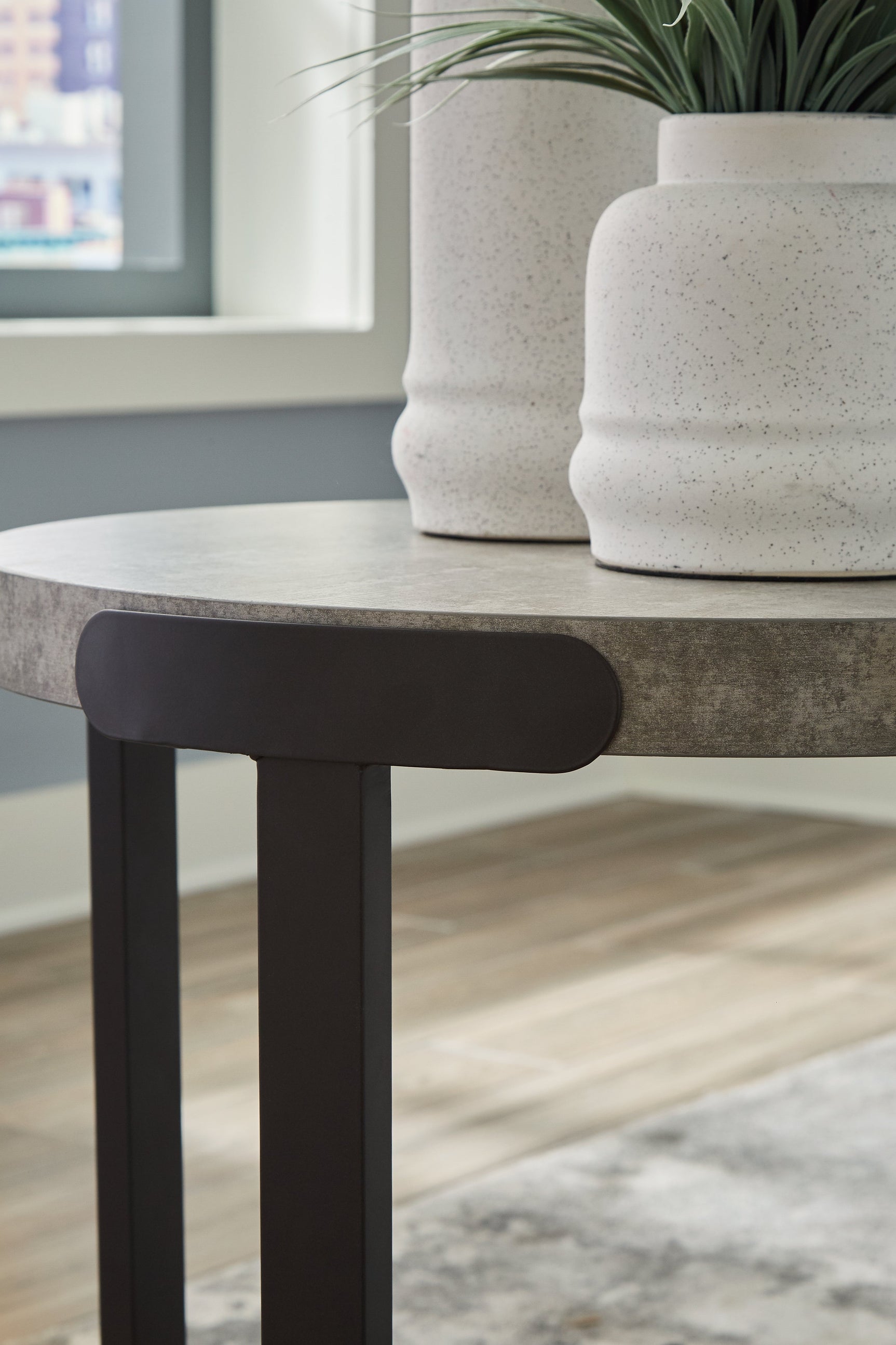 Darthurst Light Brown Coffee Table Set (Set of 3) - Ornate Home