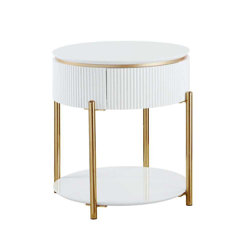 Daveigh White End Table - Ornate Home