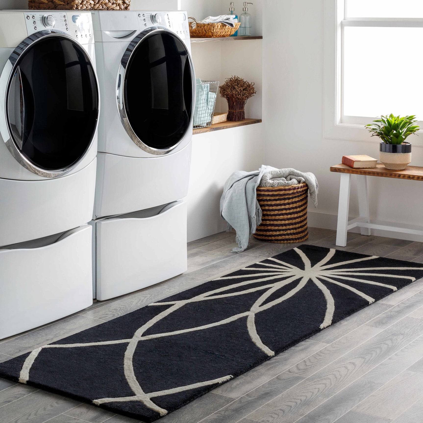 Davison Black Geometric Wool Carpet - Ornate Home