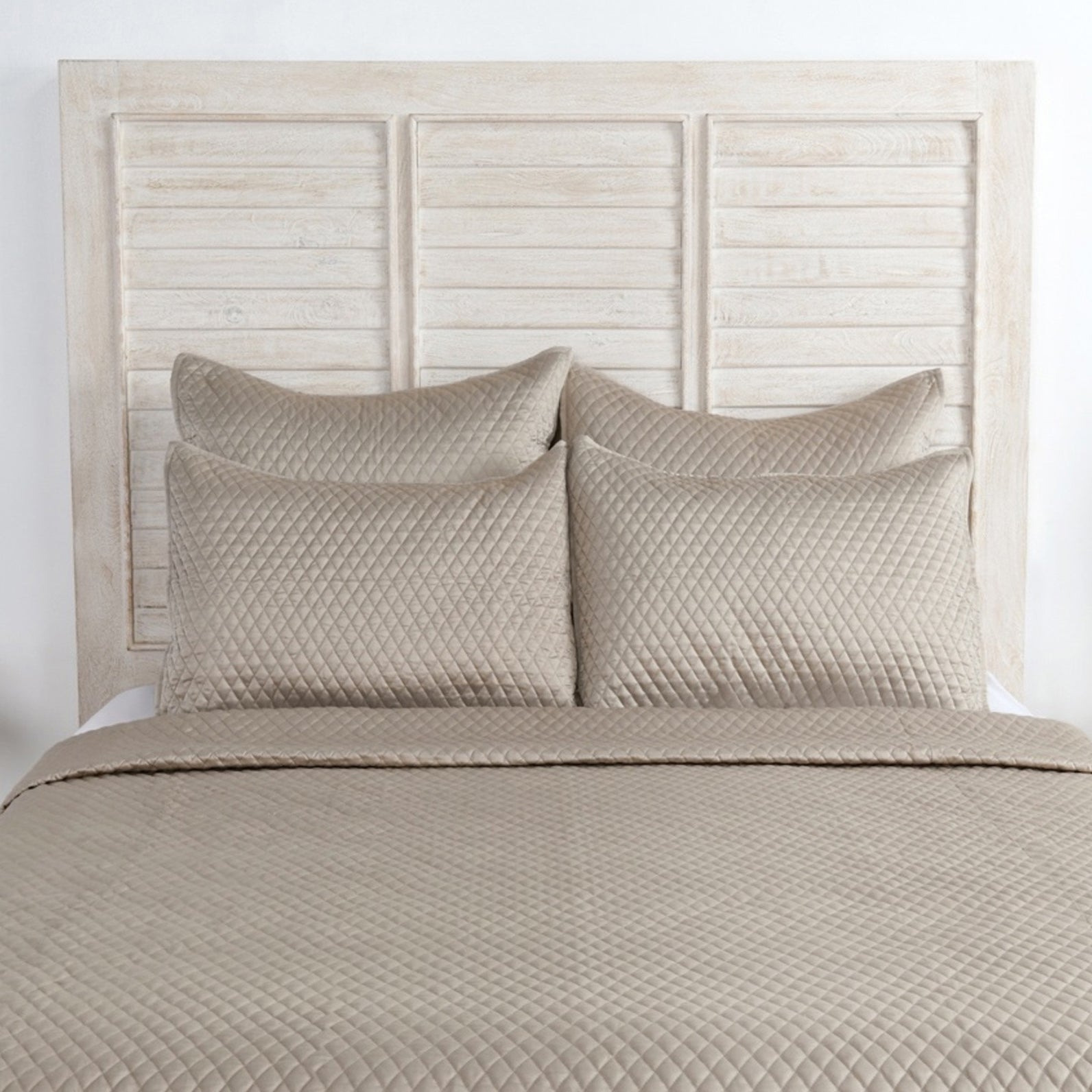 Diamond Pebble Quilt Collection - Ornate Home